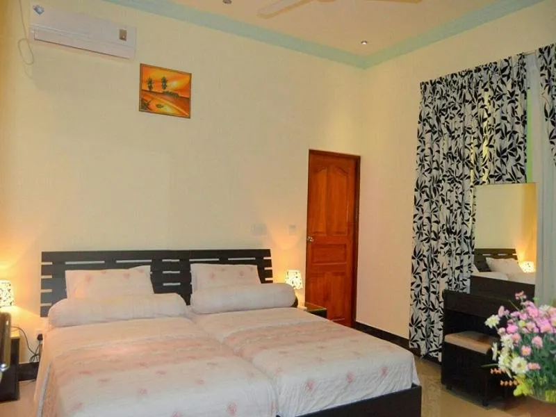 Bedroom, Bed in Charming Holiday Lodge