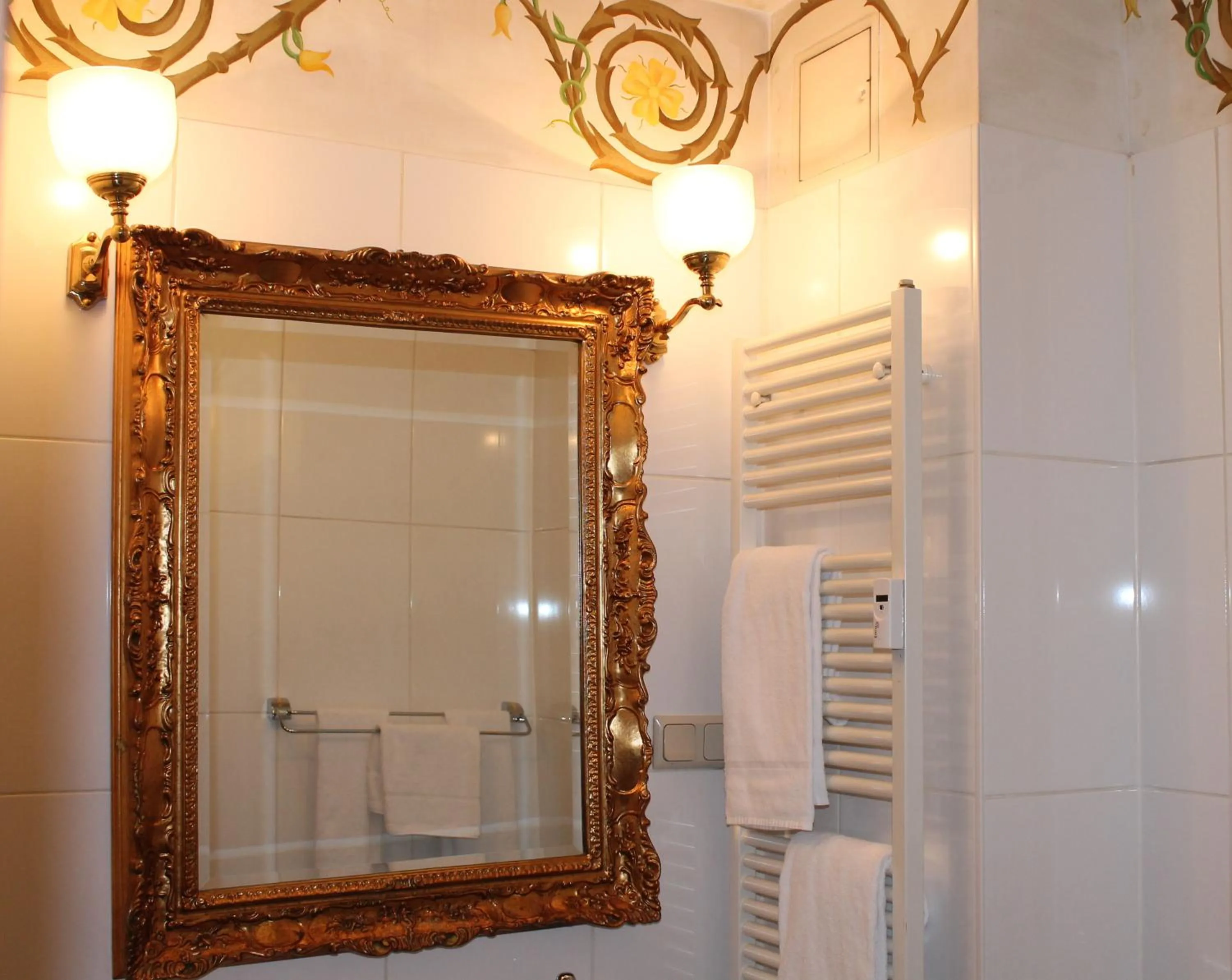 Bathroom in Albergo City Hotel Berlin