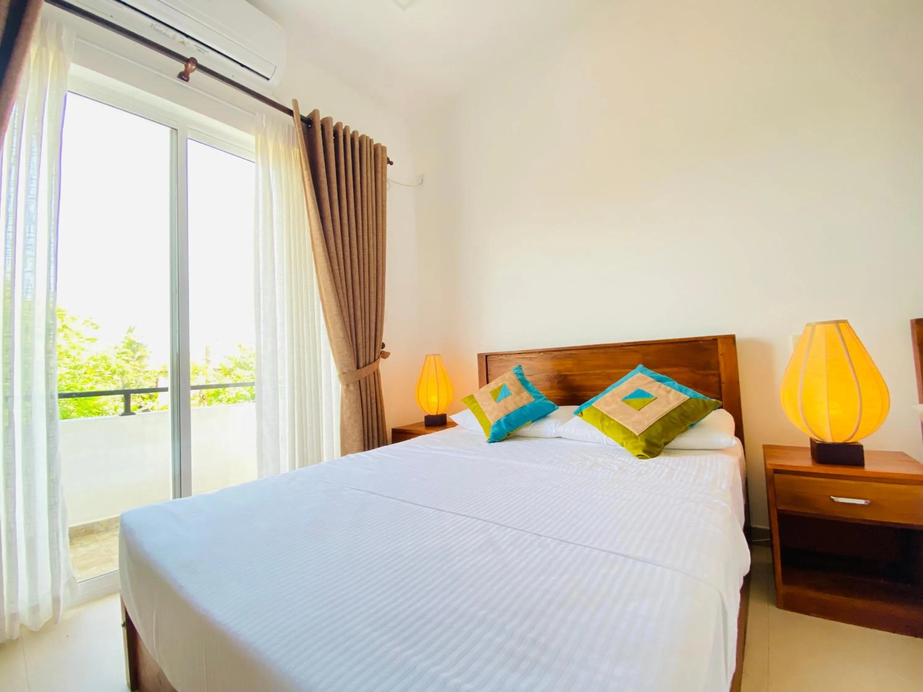 Srimadis Villa near Airport - Negombo