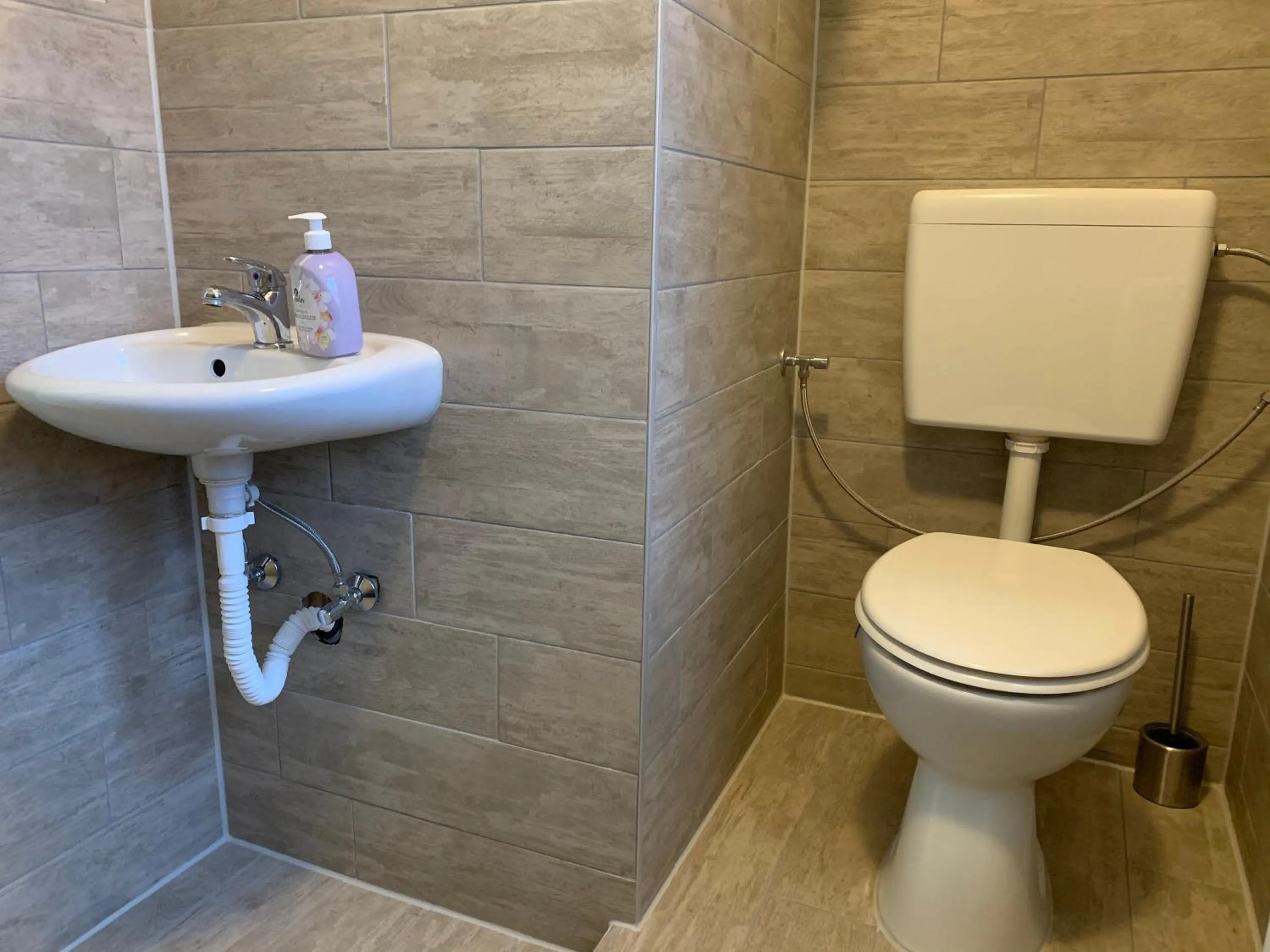 Belle Vue Apartrooms