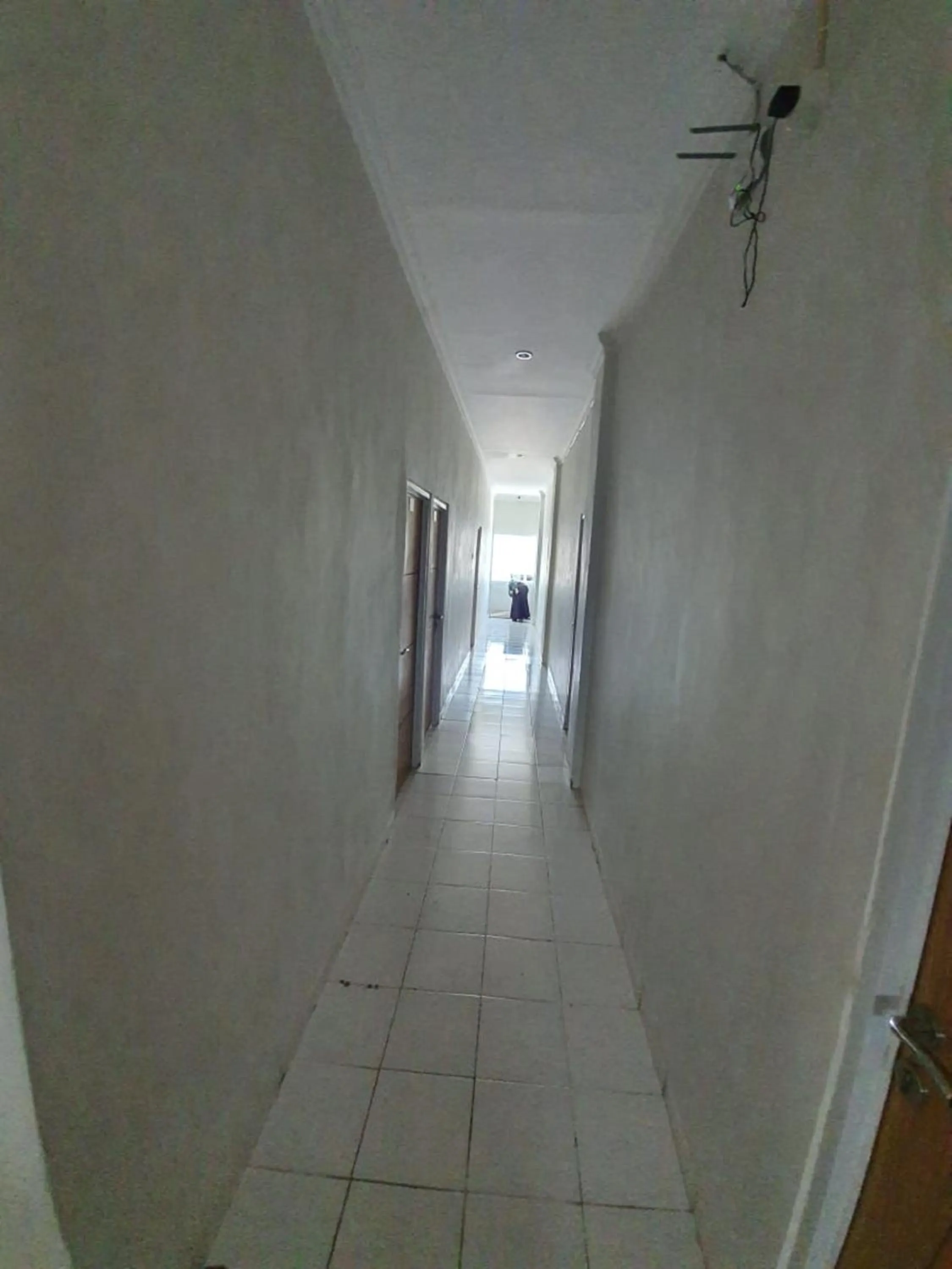 Area and facilities in RedDoorz near Palembang Airport 2