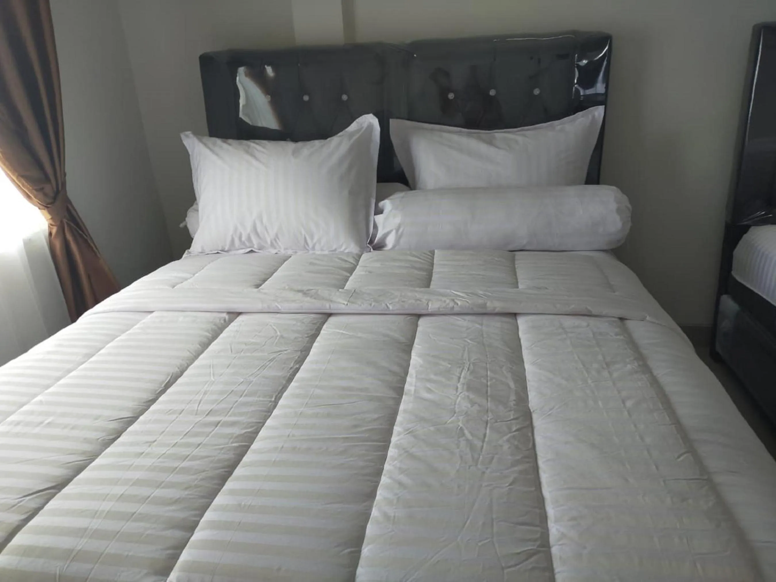 Bedroom, Bed in RedDoorz near Palembang Airport 2