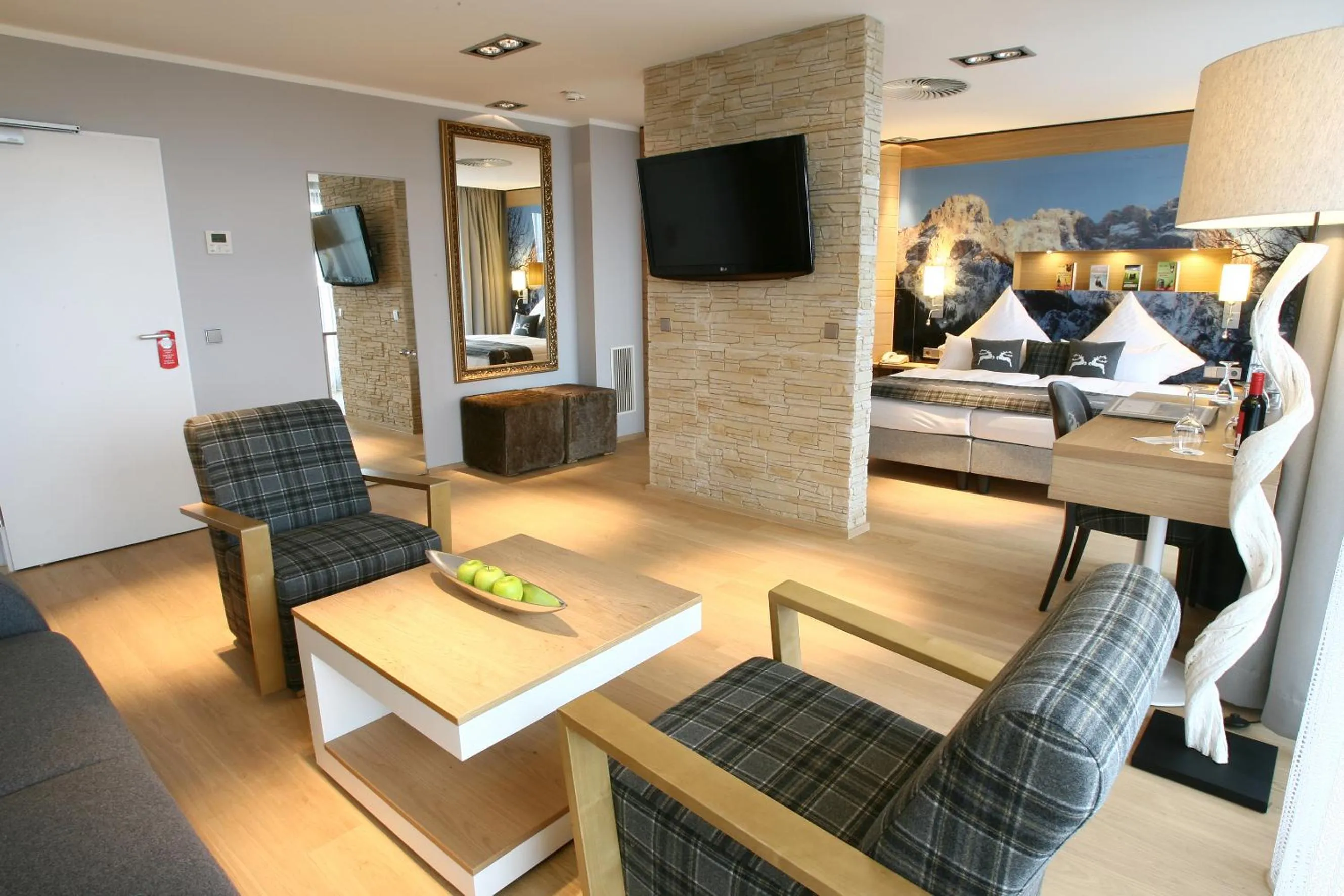 Photo of the whole room, Bed in Congress Hotel am Stadtpark