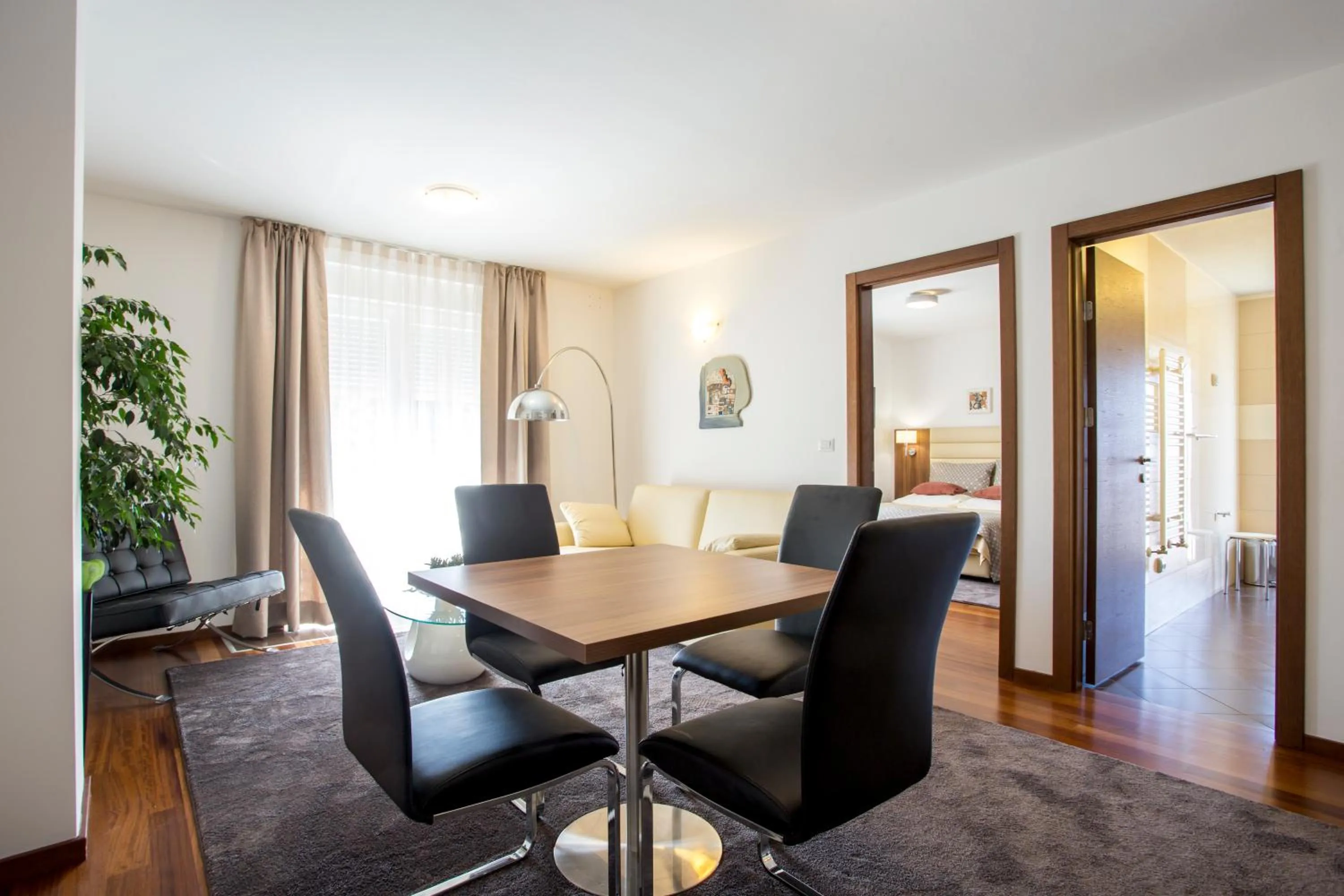 Dining area in Residence Villa Karda