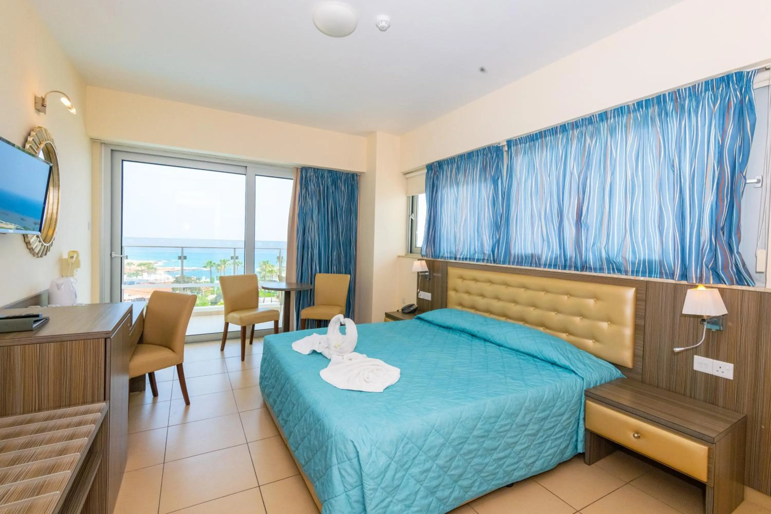 Bed in Tofinis Hotel