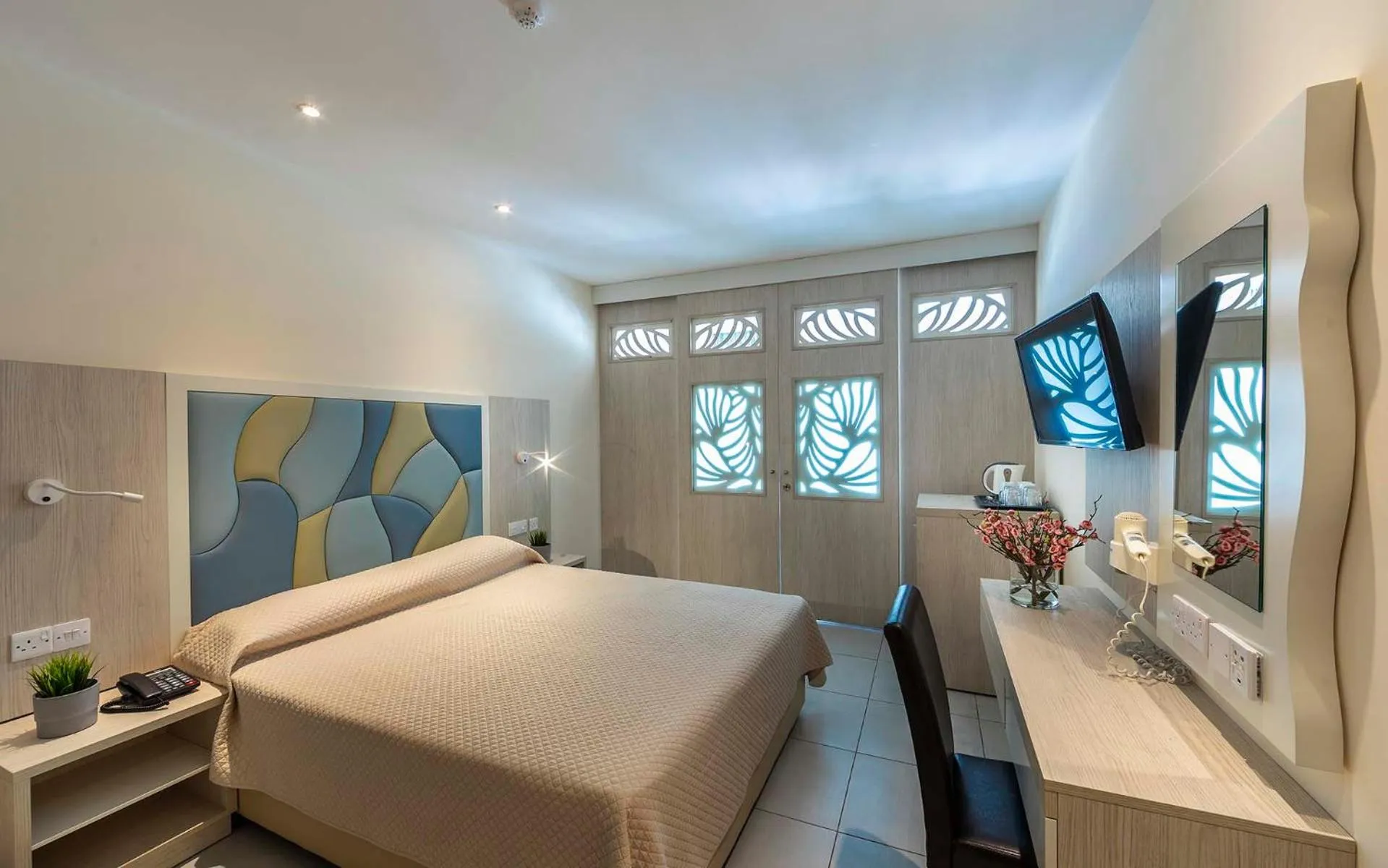 Bed in Tofinis Hotel