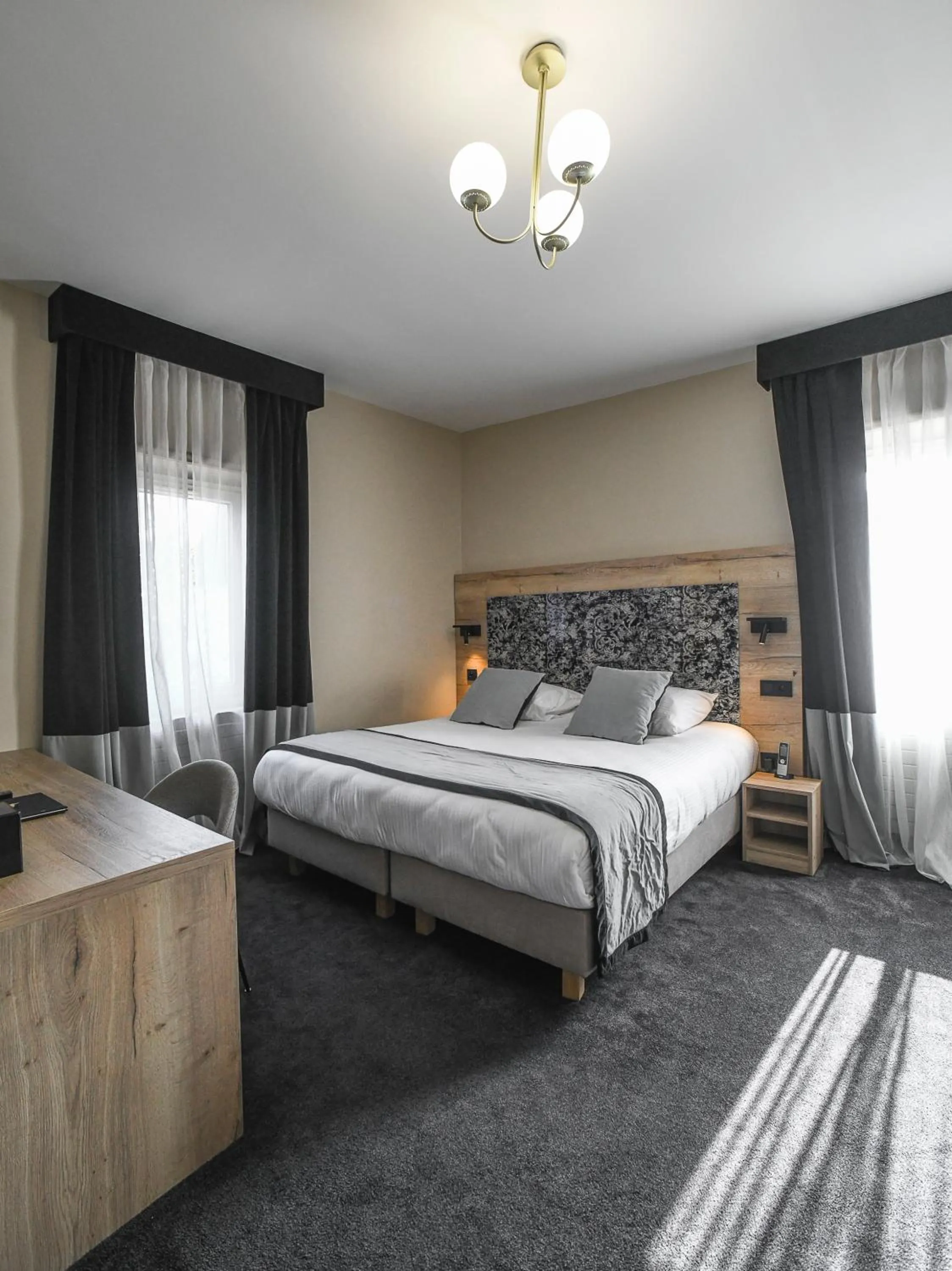 Bedroom, Bed in Domaine de Suzel Hôtel & Spa