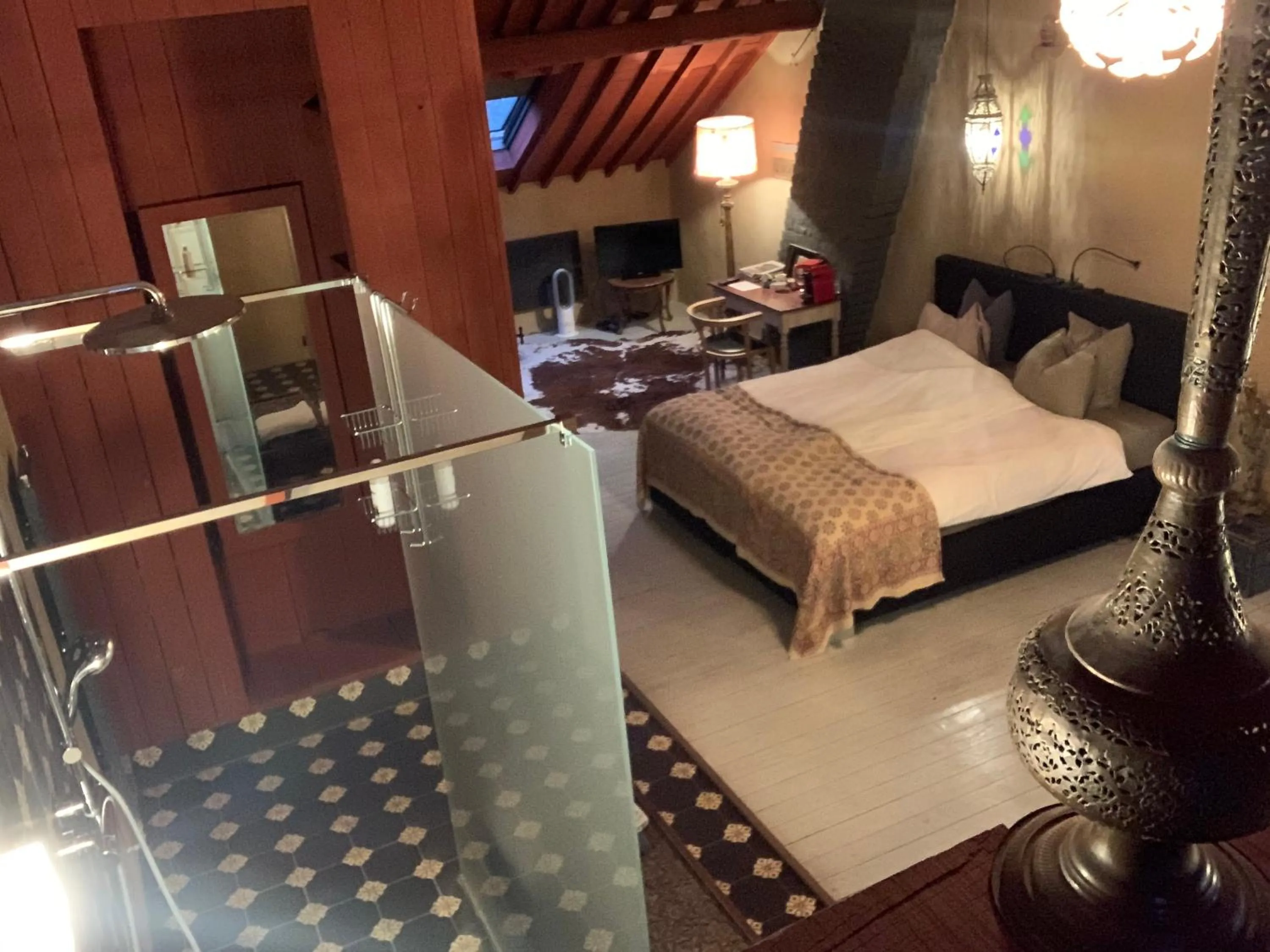 Photo of the whole room in B&B Villa Thibault