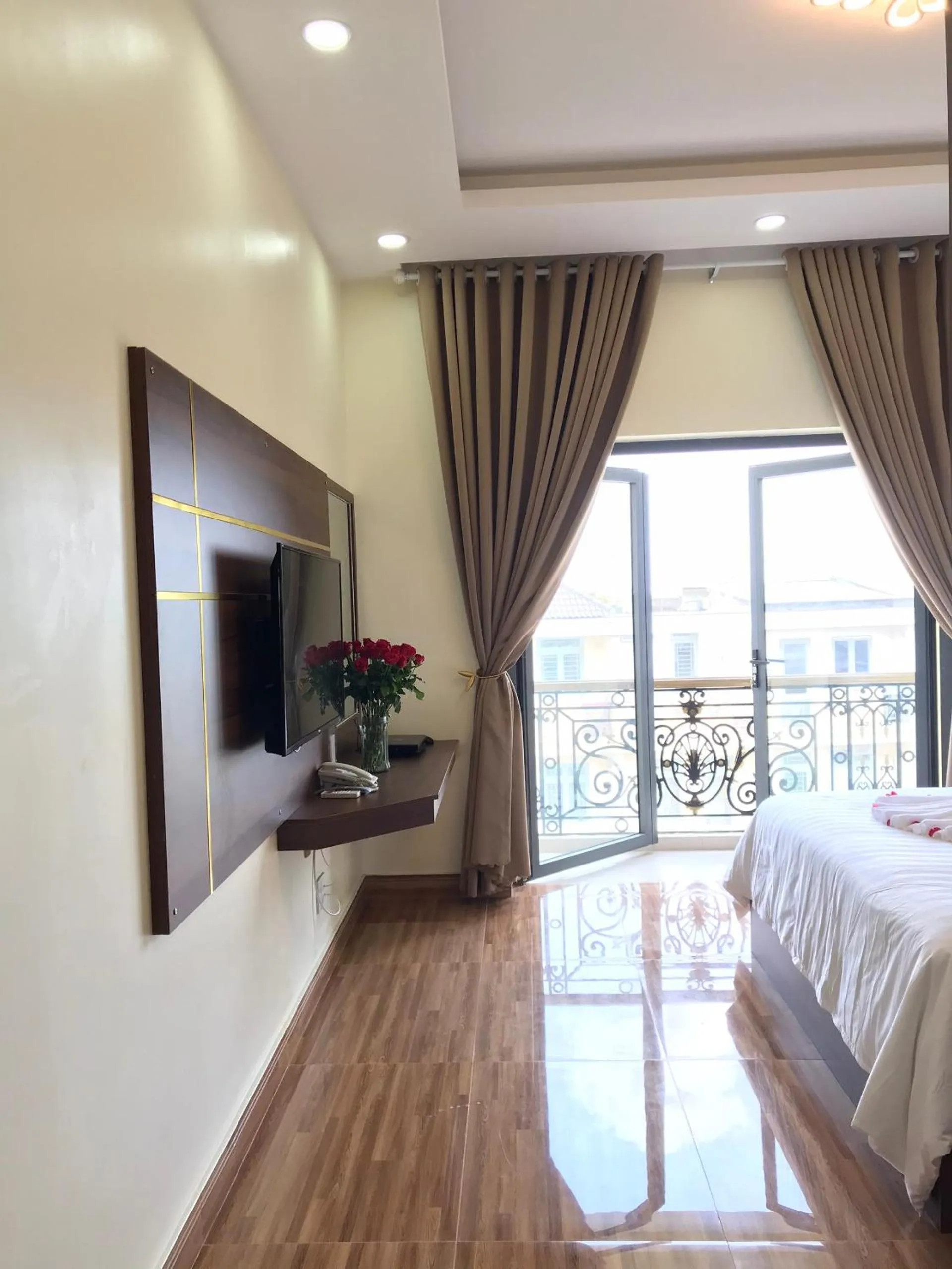 Bed in Winston Hotel Riverside