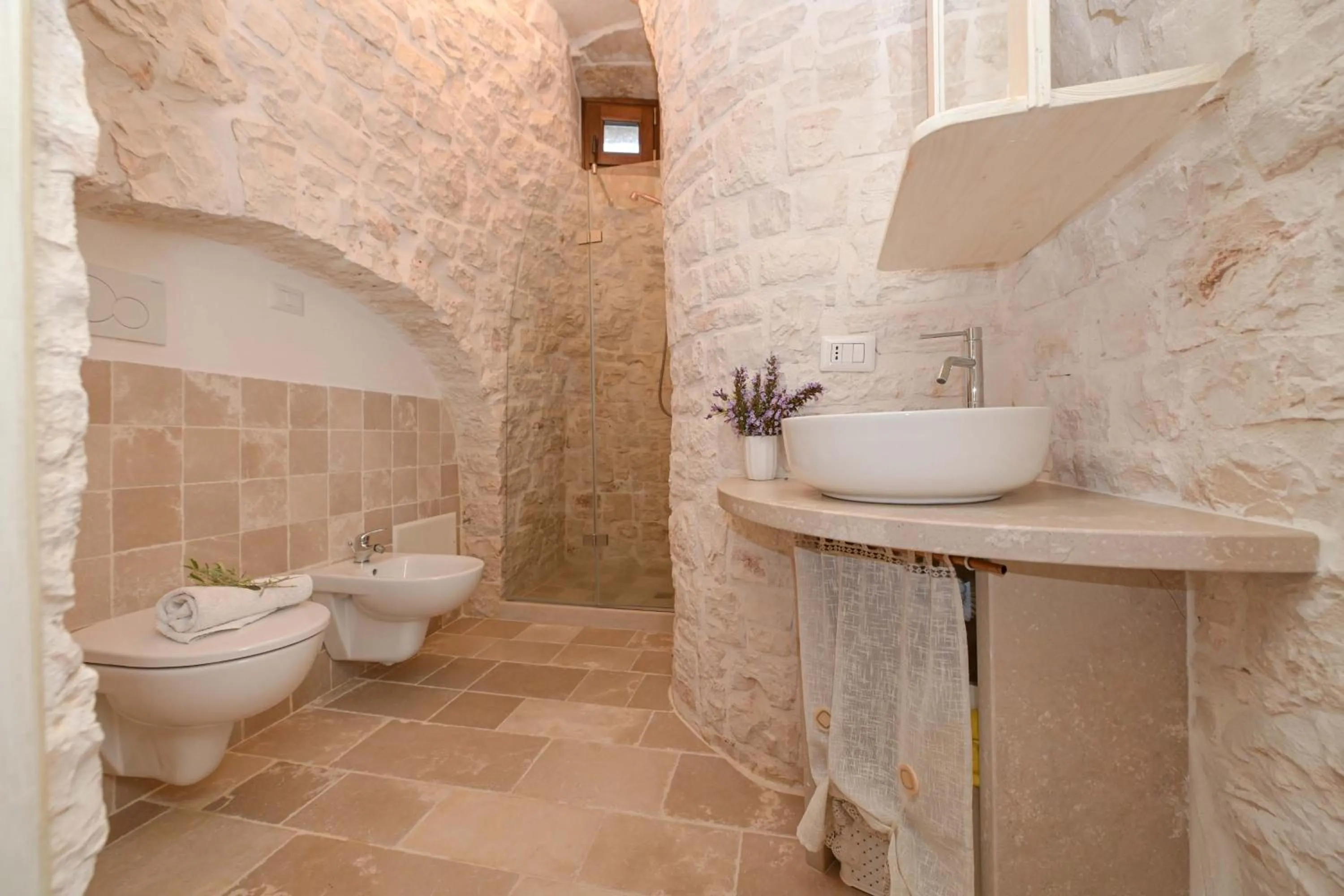 Shower in Resort Masseria Cecato