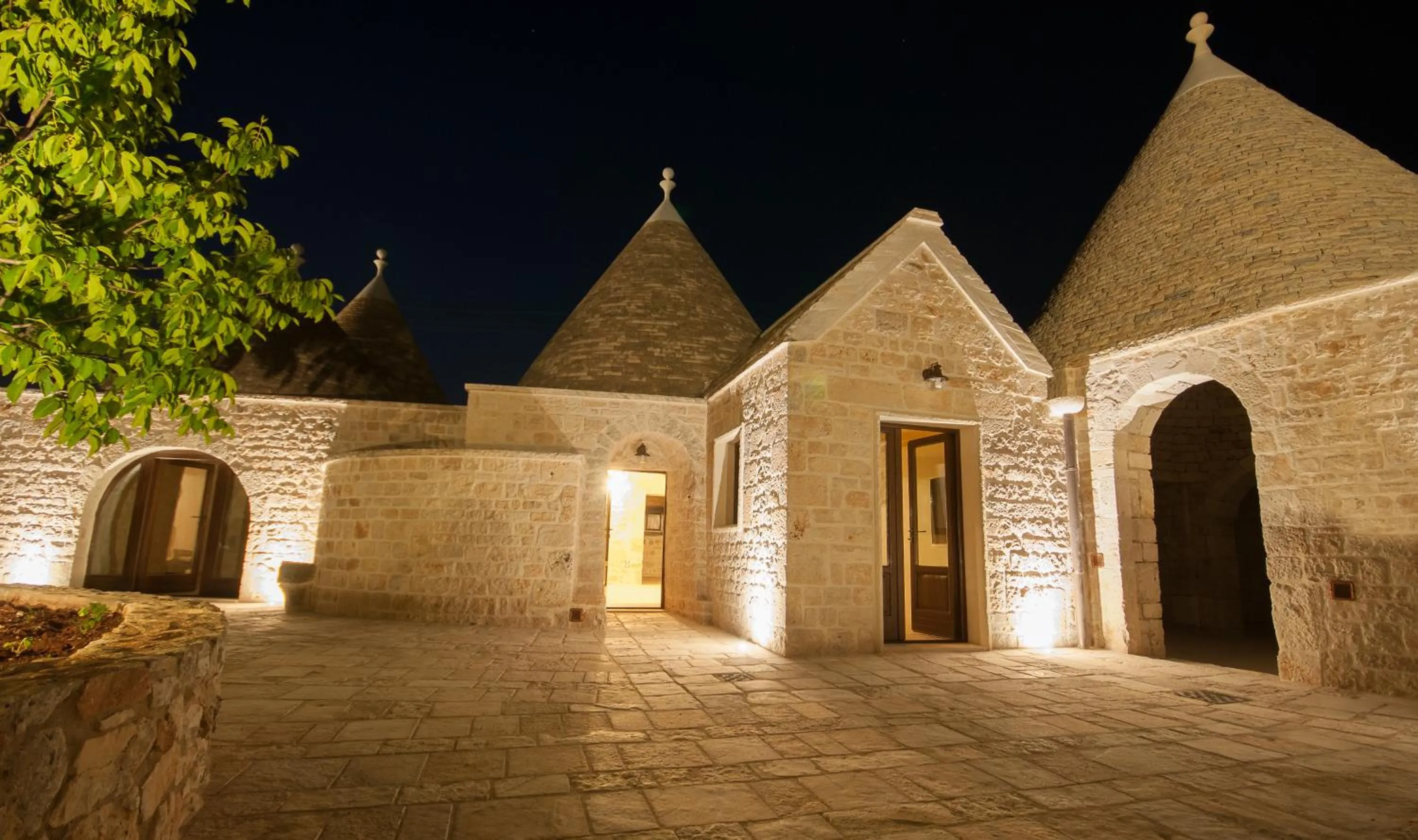 Facade/entrance in Resort Masseria Cecato