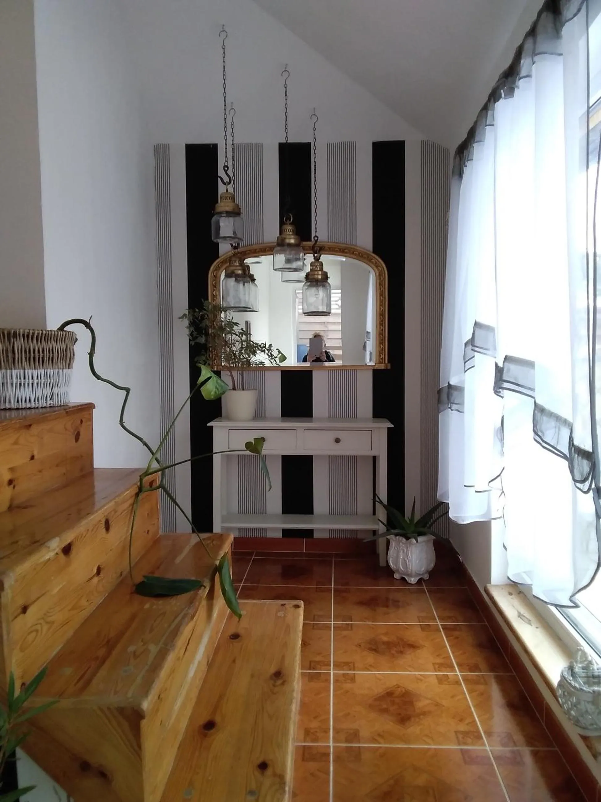 Decorative detail in Lomnice nad Popelkou