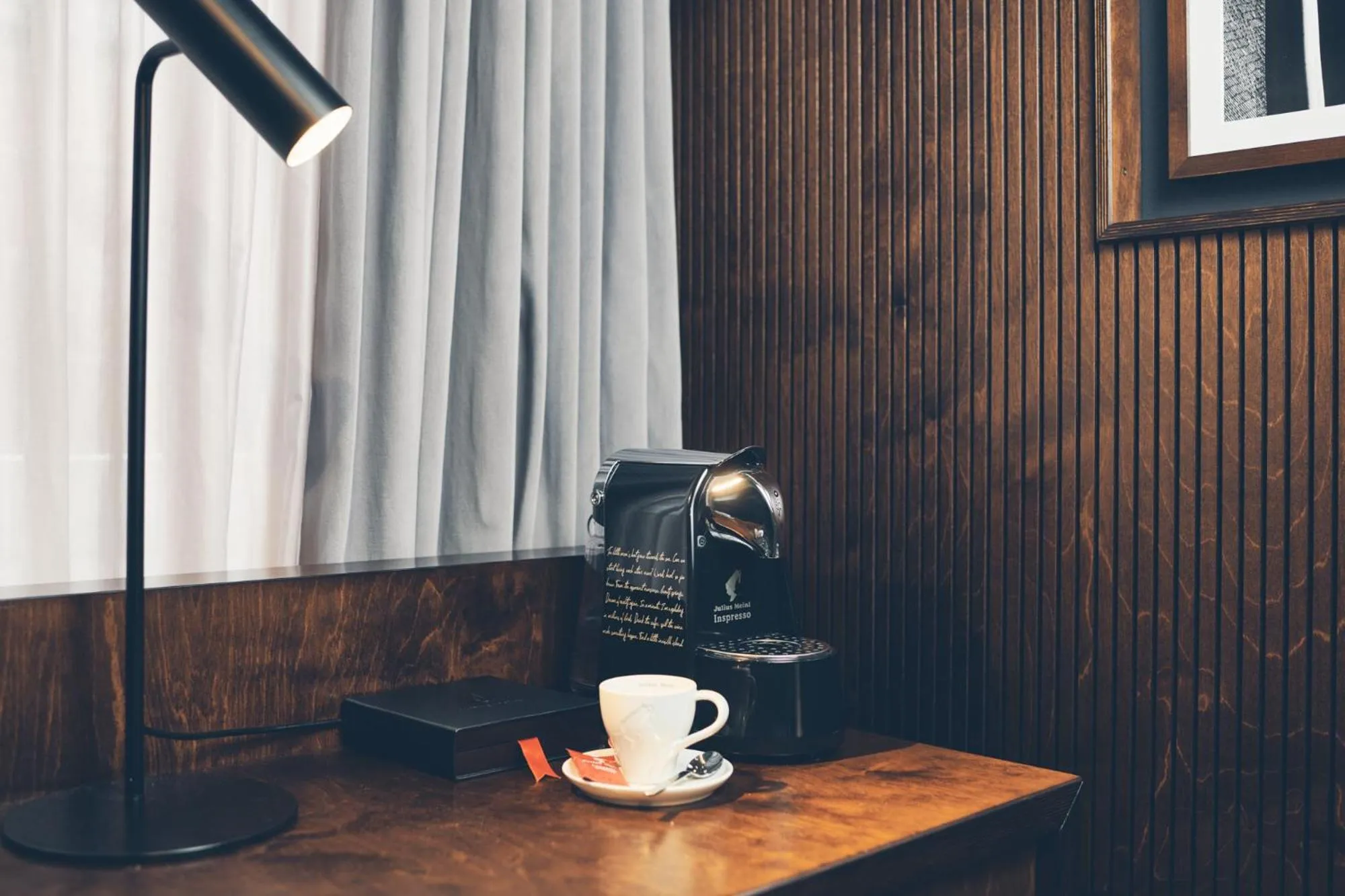 Drinks in art Hotel Tucholsky