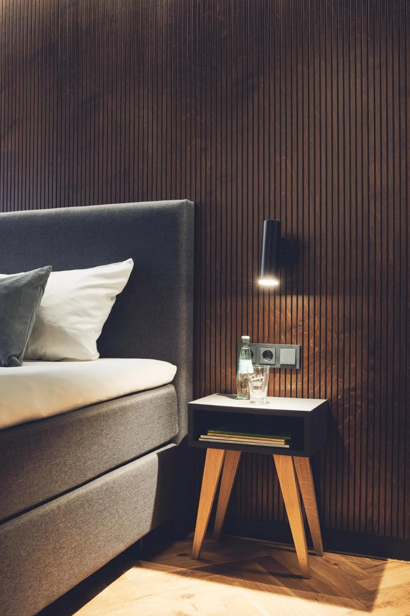 Drinks, Bed in art Hotel Tucholsky