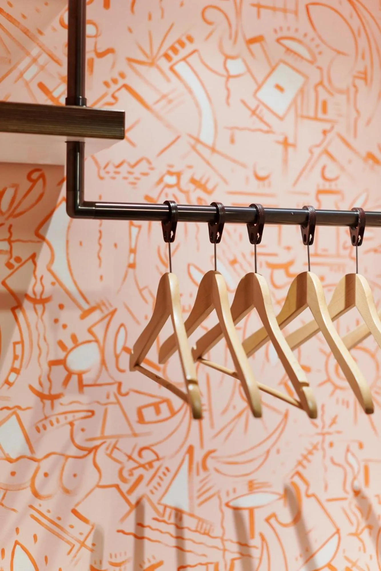 wardrobe in art Hotel Tucholsky