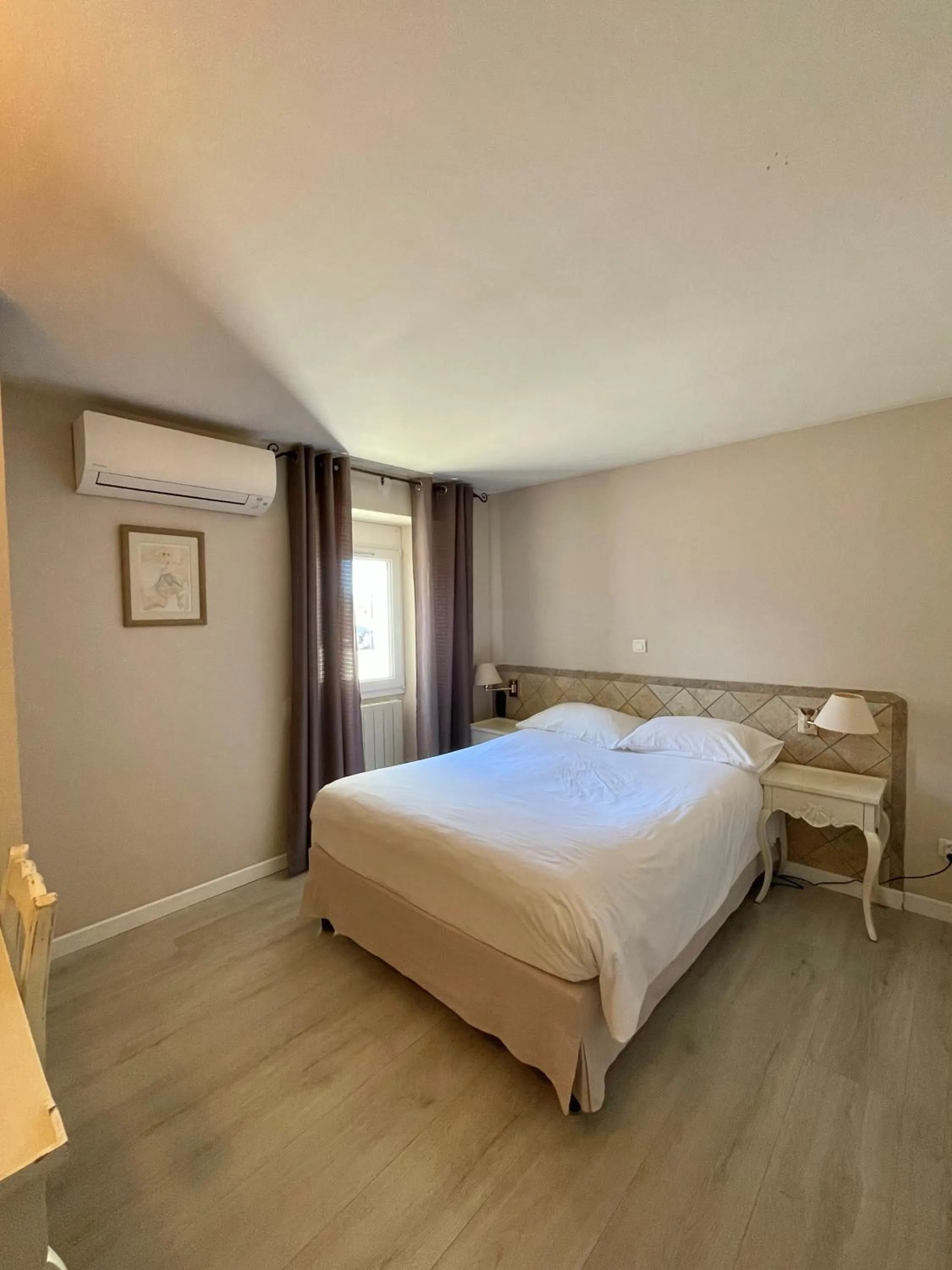 Photo of the whole room, Bed in Franceschini