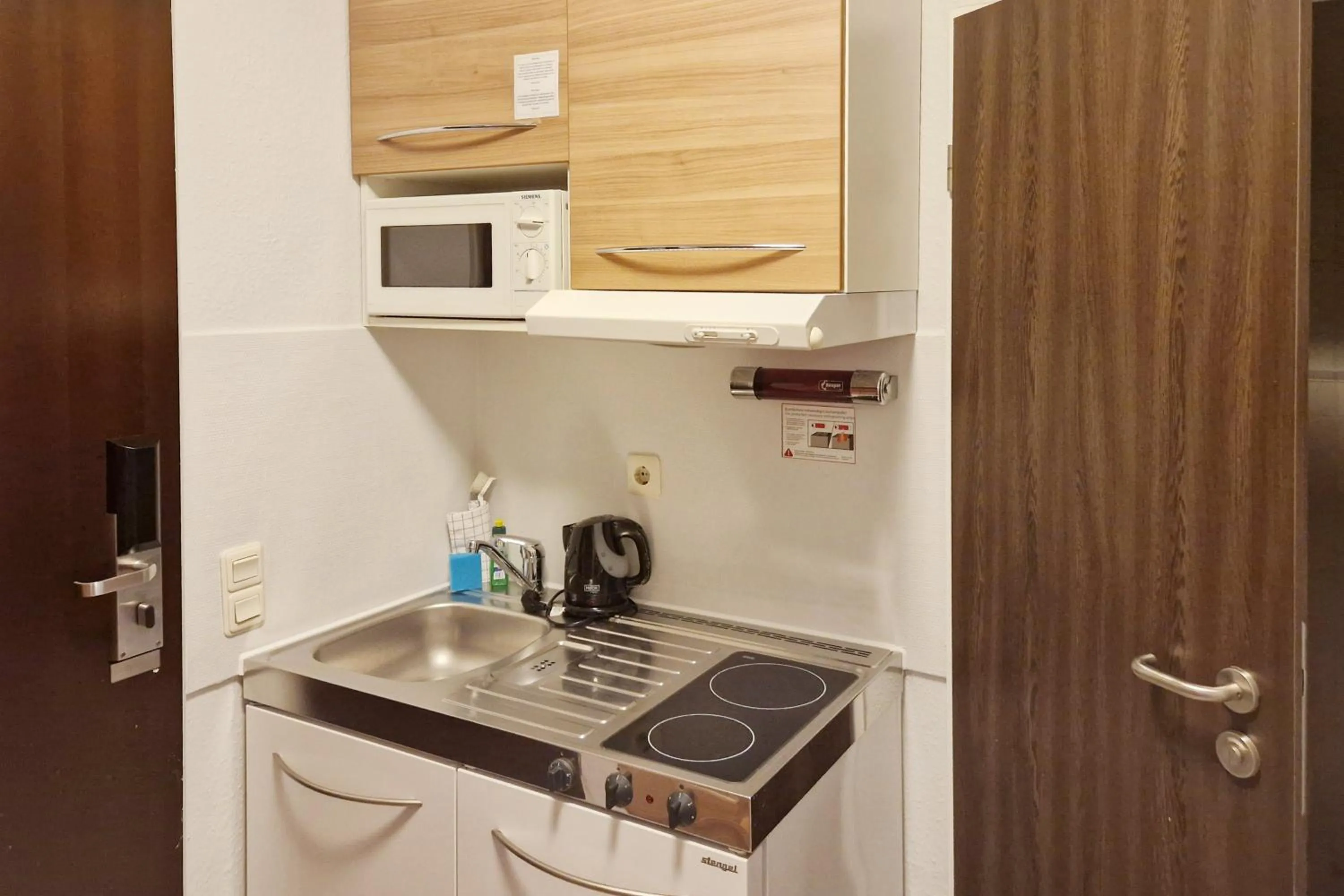 Photo of the whole room in Garner Hotel Bochum by IHG