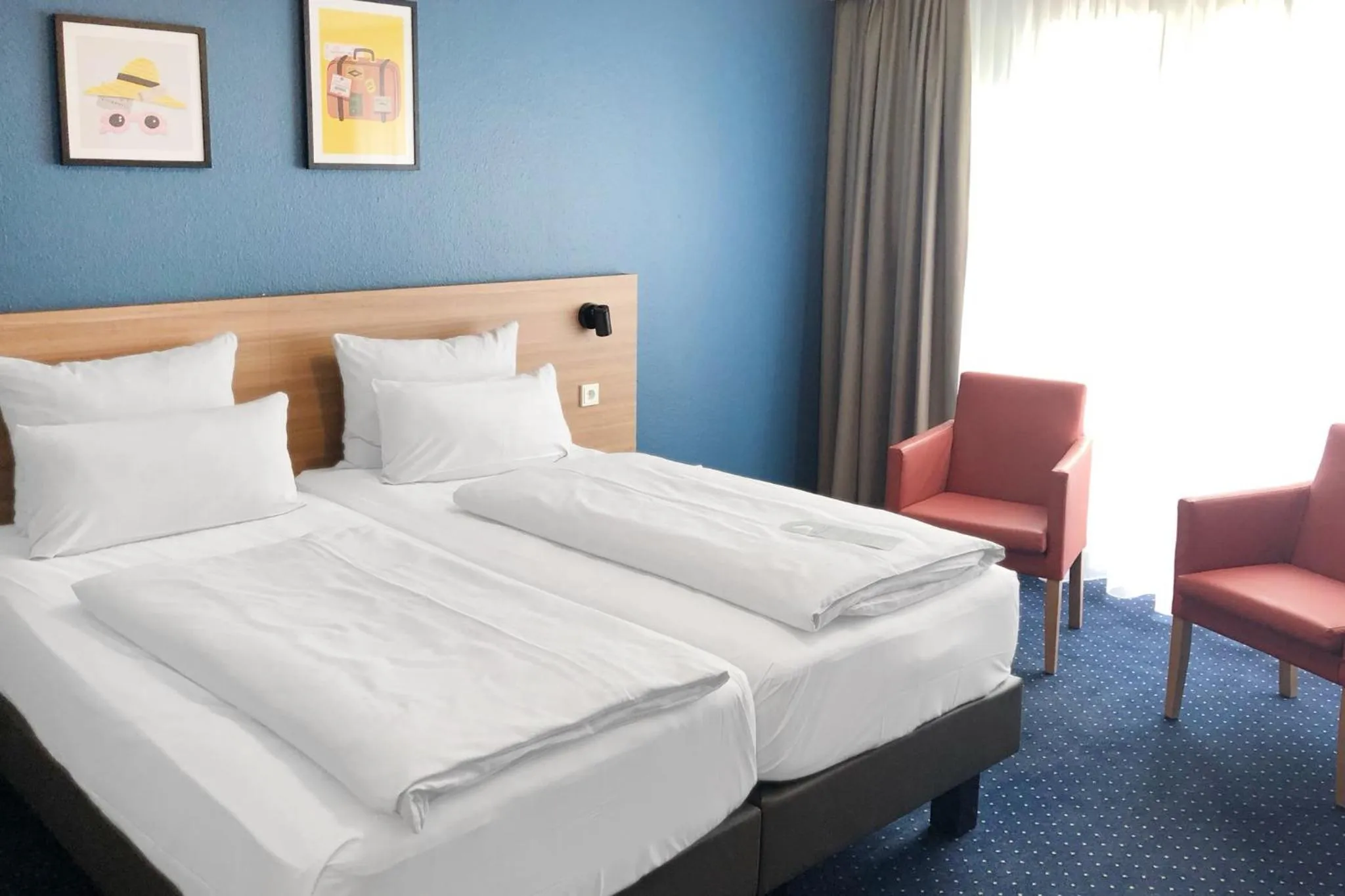 Photo of the whole room, Bed in Garner Hotel Bochum by IHG