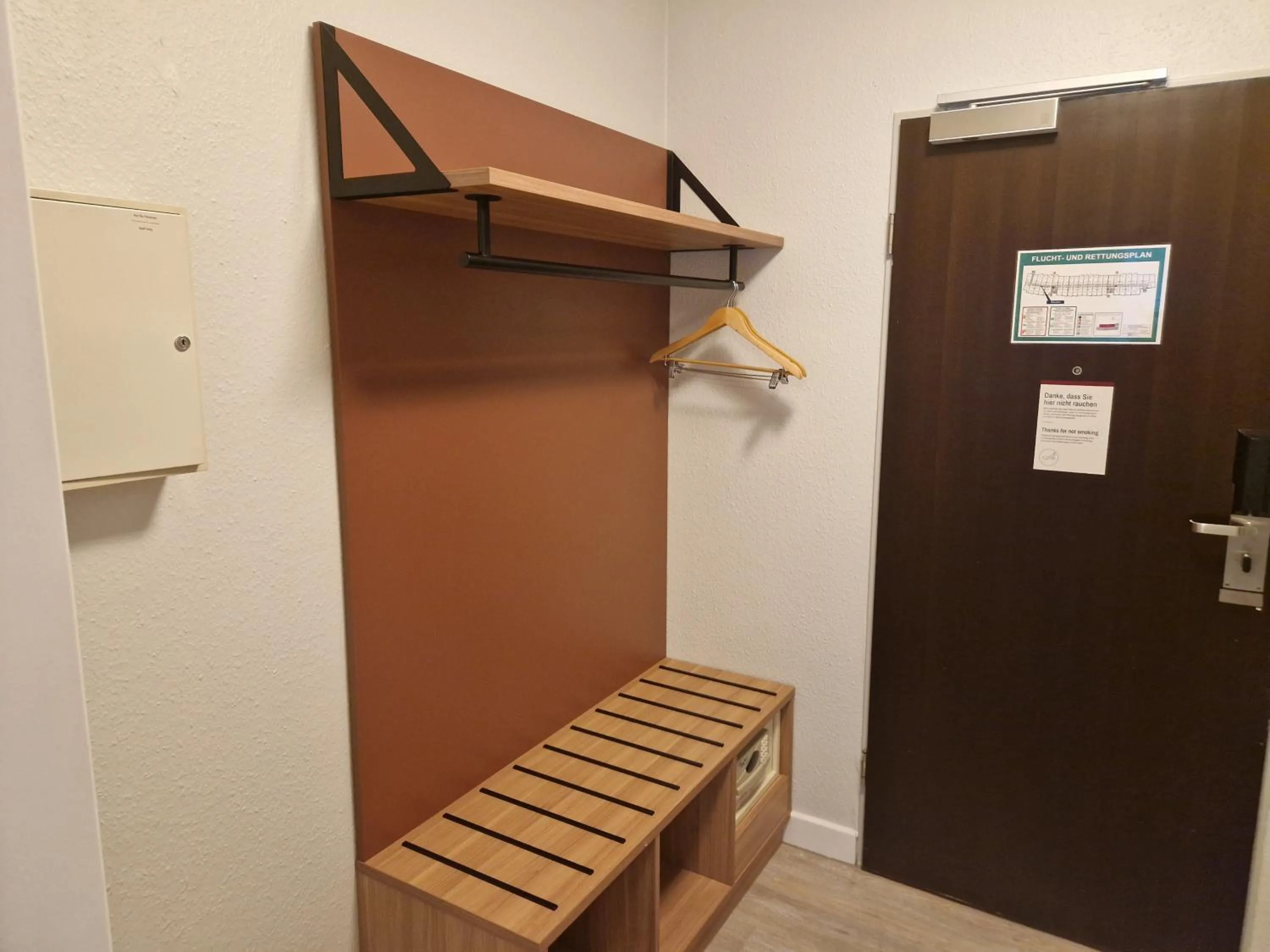 Photo of the whole room in Garner Hotel Bochum by IHG