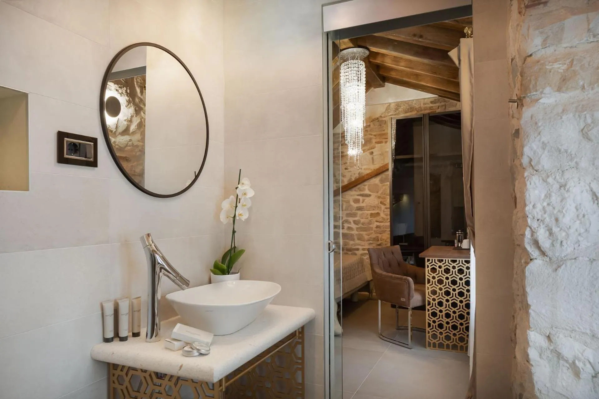 Bathroom in Luxury Rooms MA de Dominis