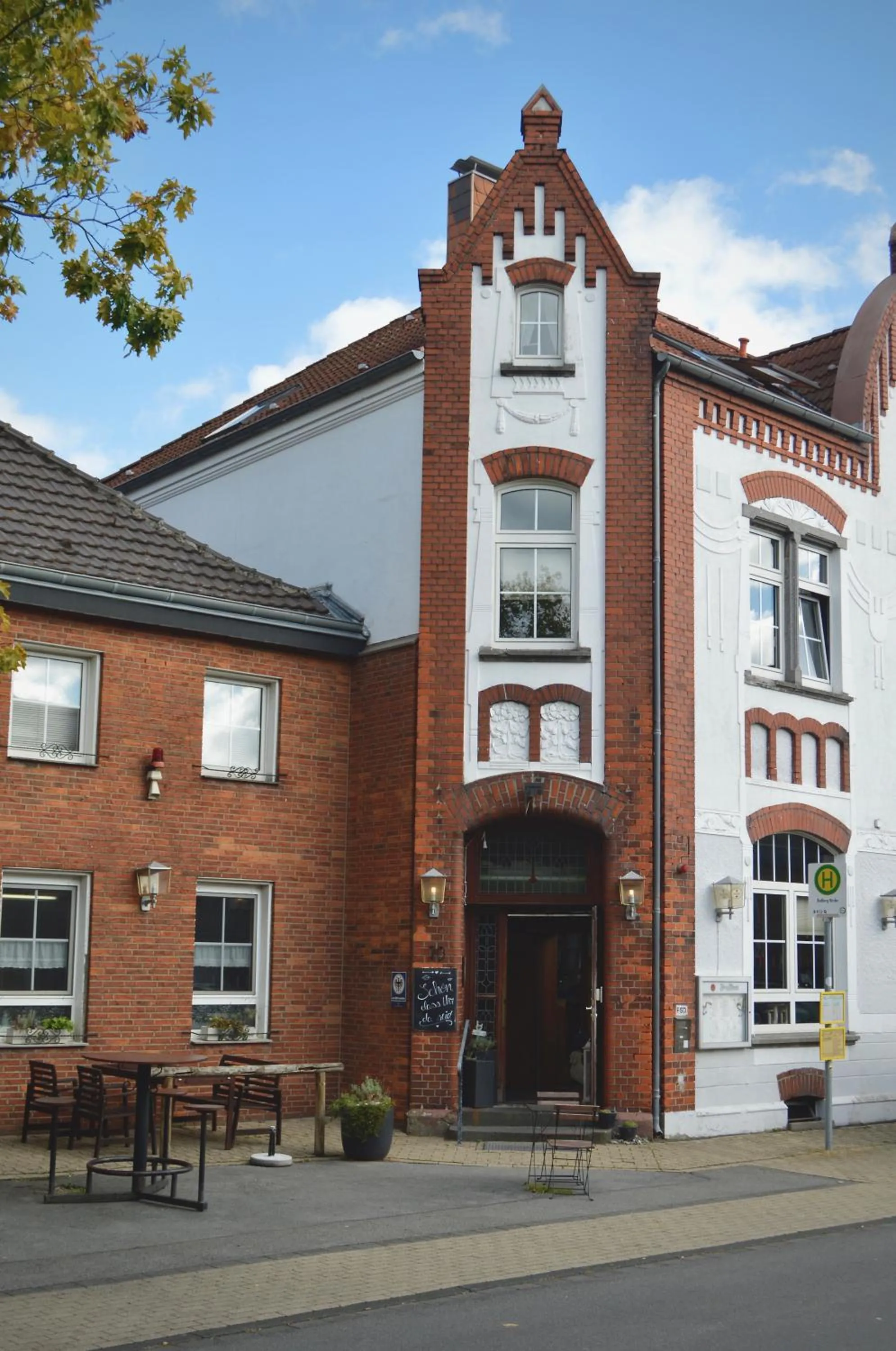 Facade/entrance in Hotel Landhaus Steinhoff