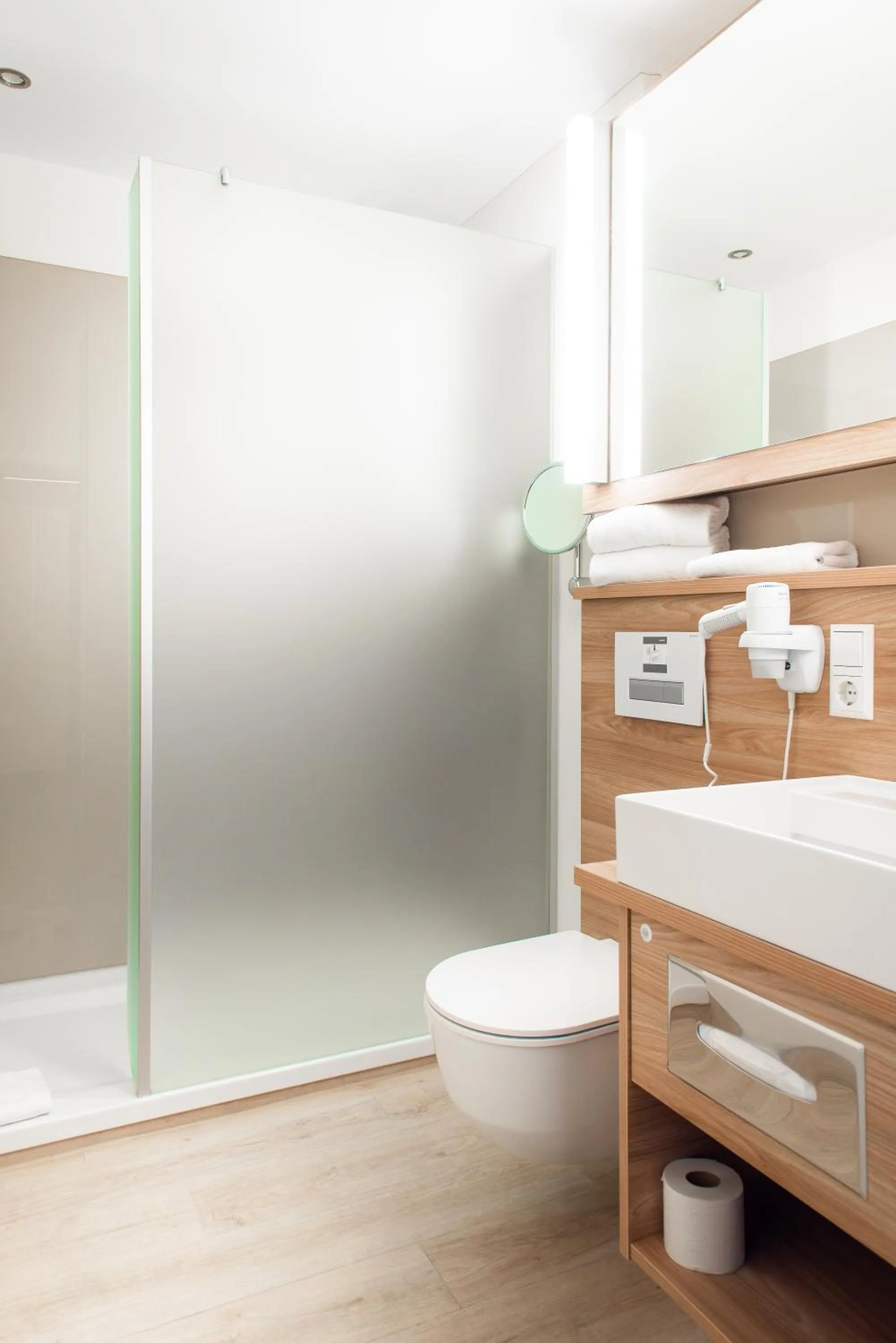 Bathroom in Hotel Königshof am Funkturm