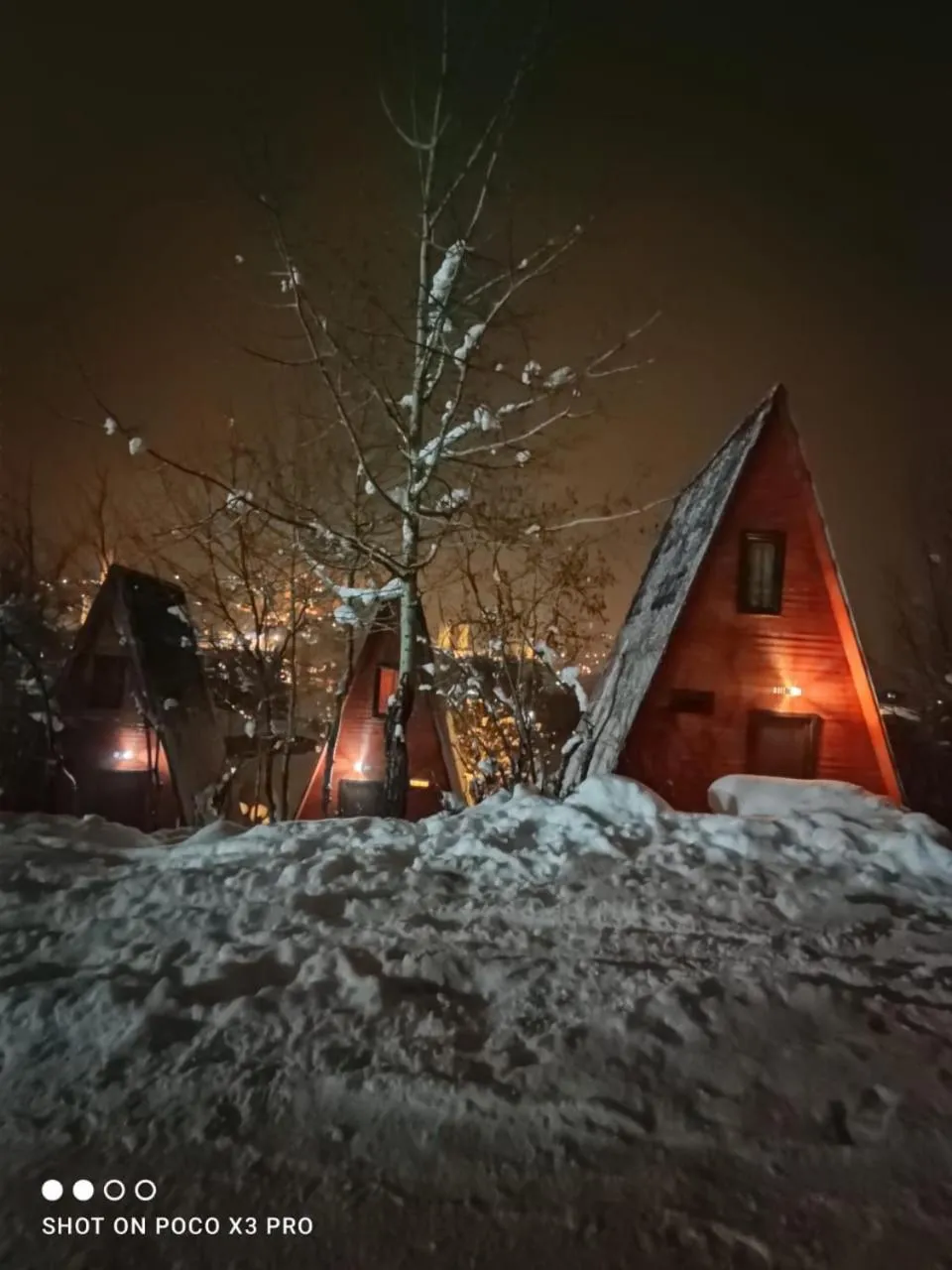 Night in Paradiso Mestia