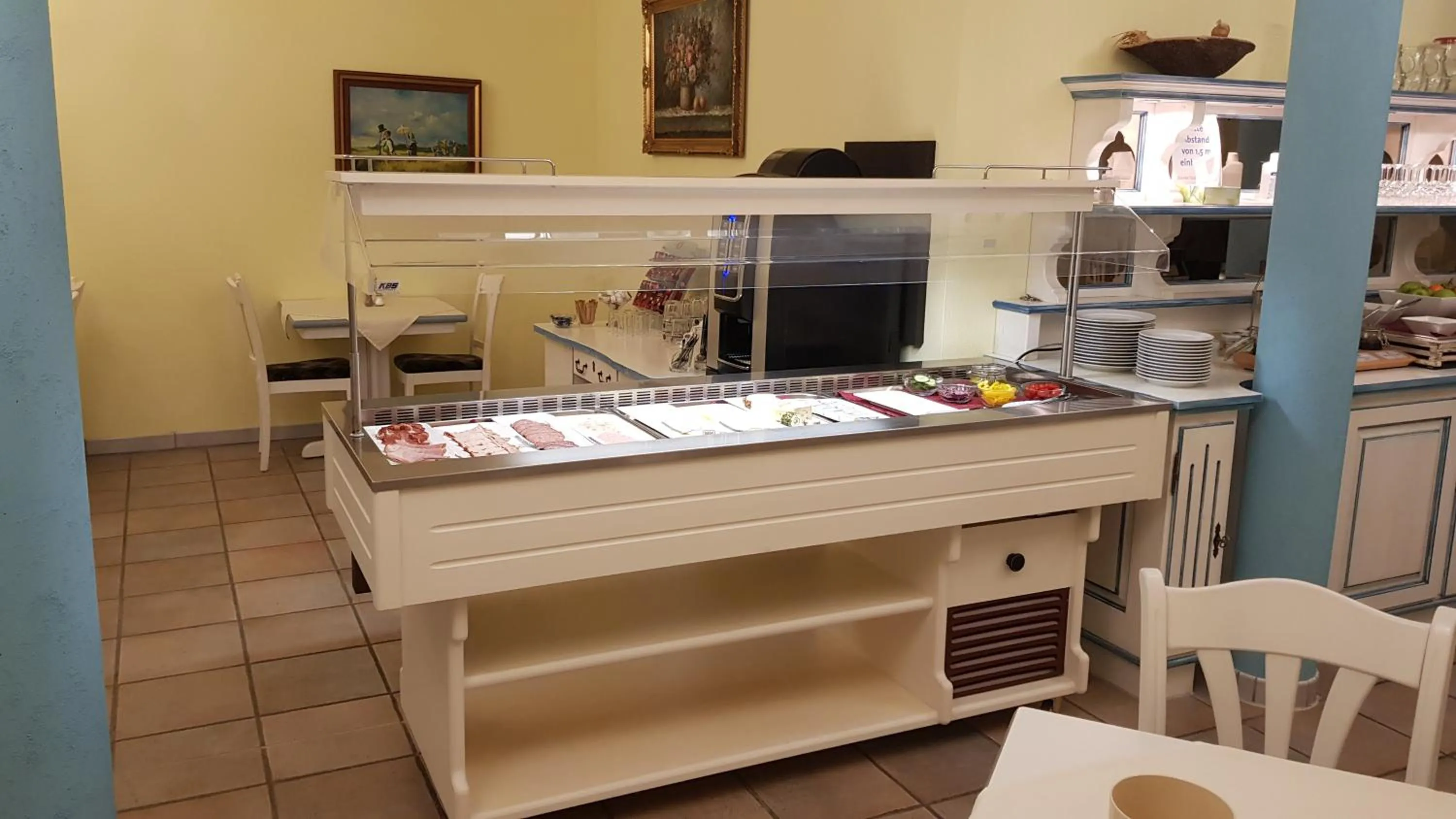 Breakfast in Cross-Country-Hotel Hirsch