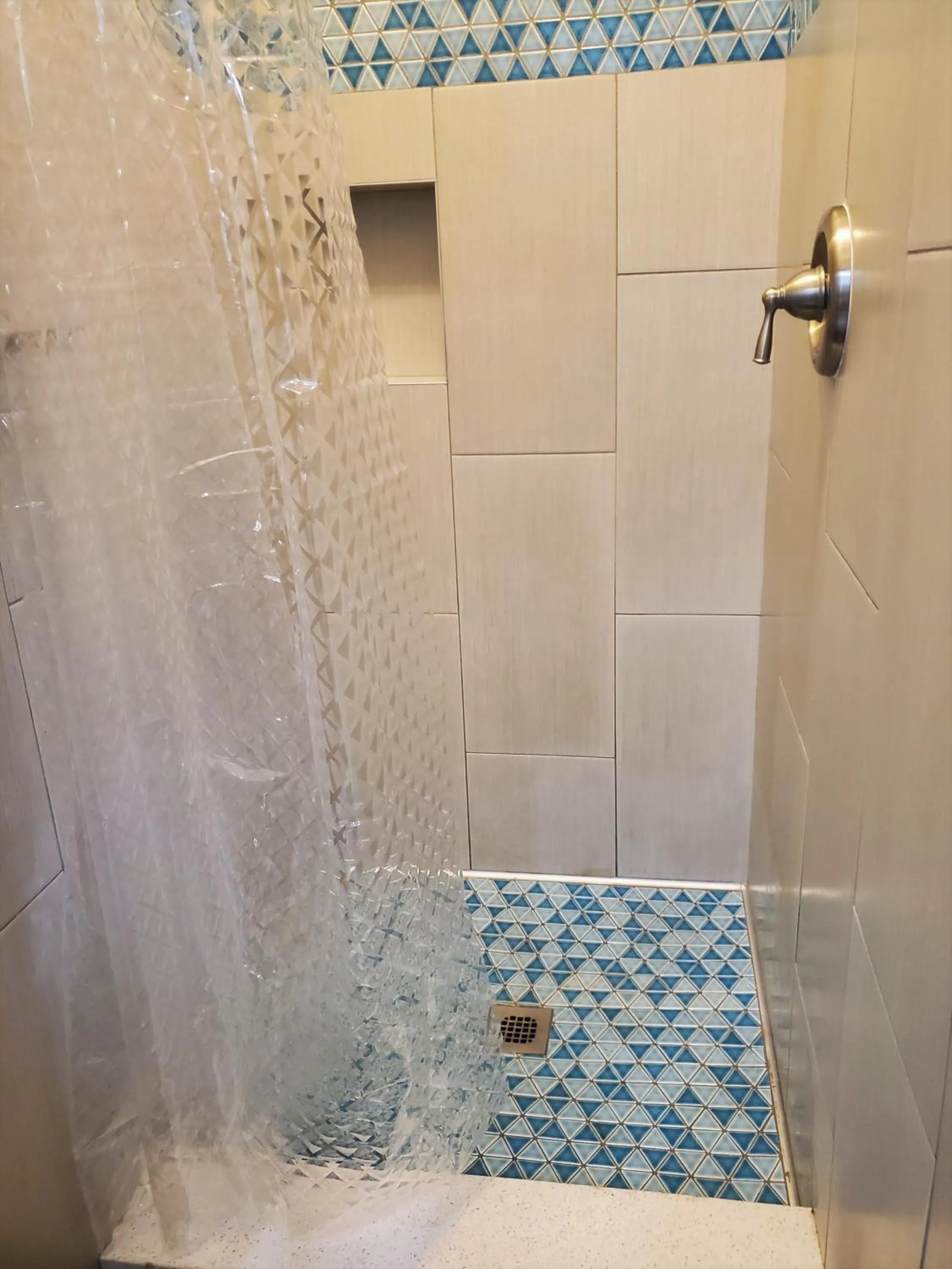 Shower in Gaslamp Hostel