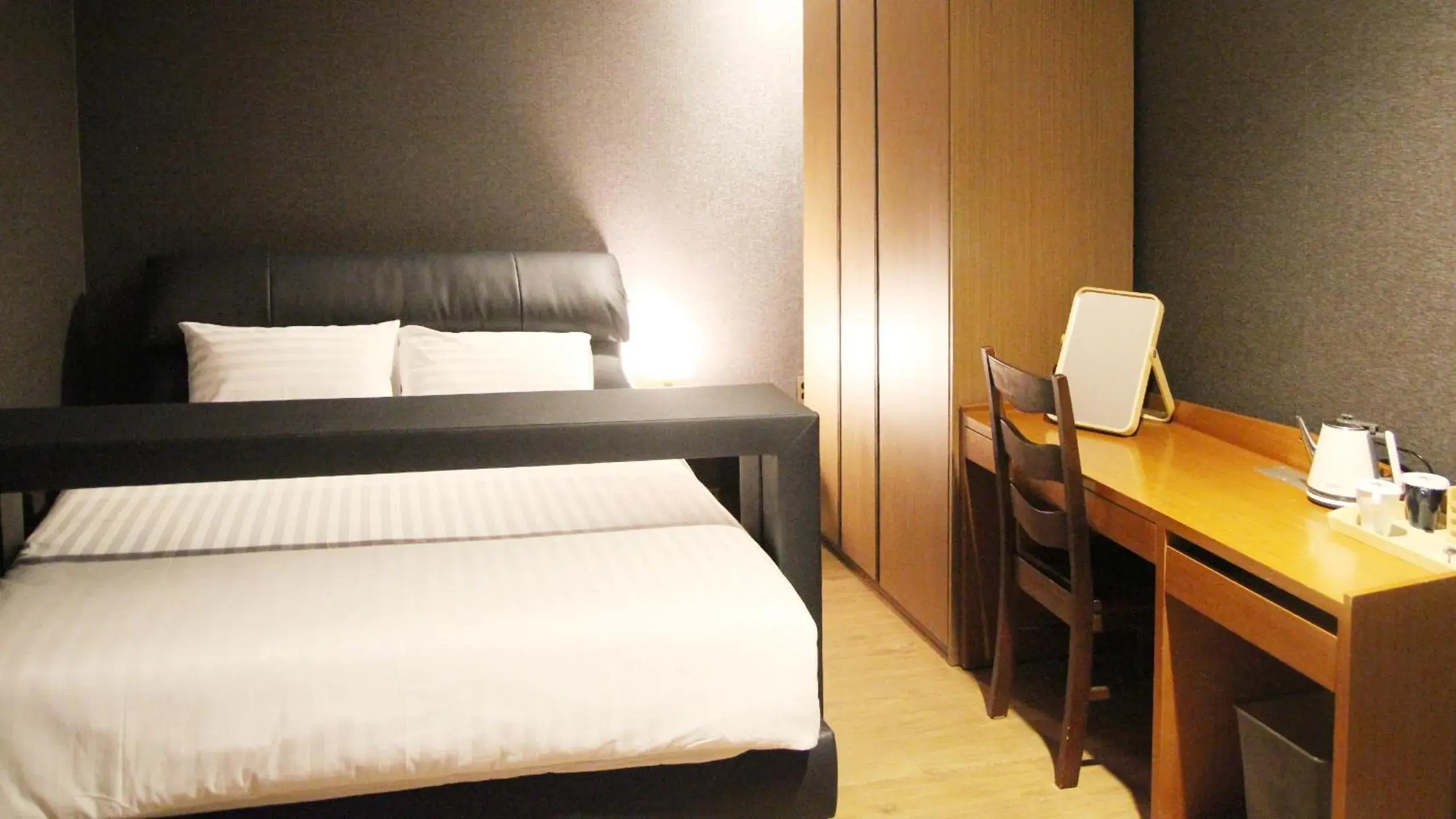 Standard Double Room in Mohenic Hotel Seoul Myeongdong Standard Double Room in Mohenic Hotel Seoul Myeongdong
