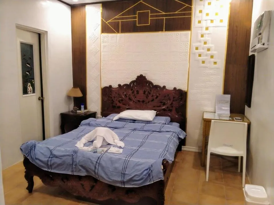 Monallan Boracay Hotel