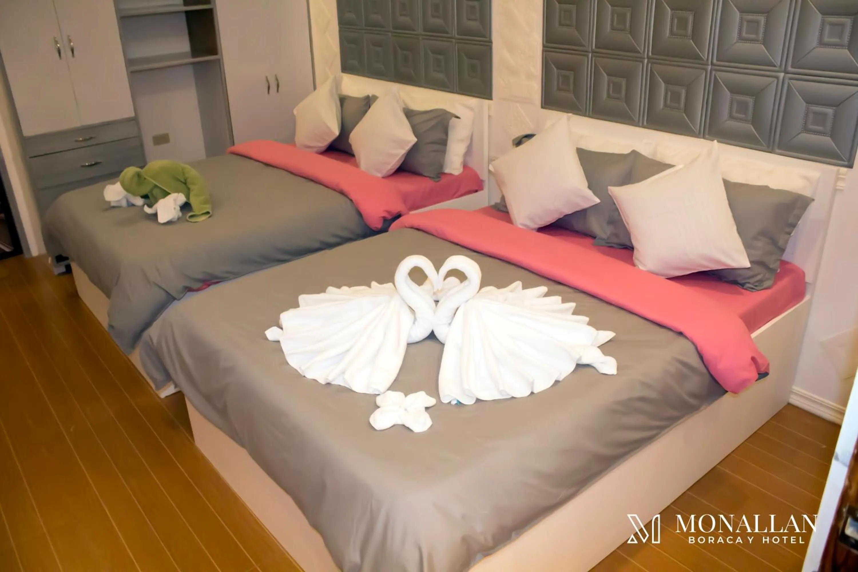 Monallan Boracay Hotel