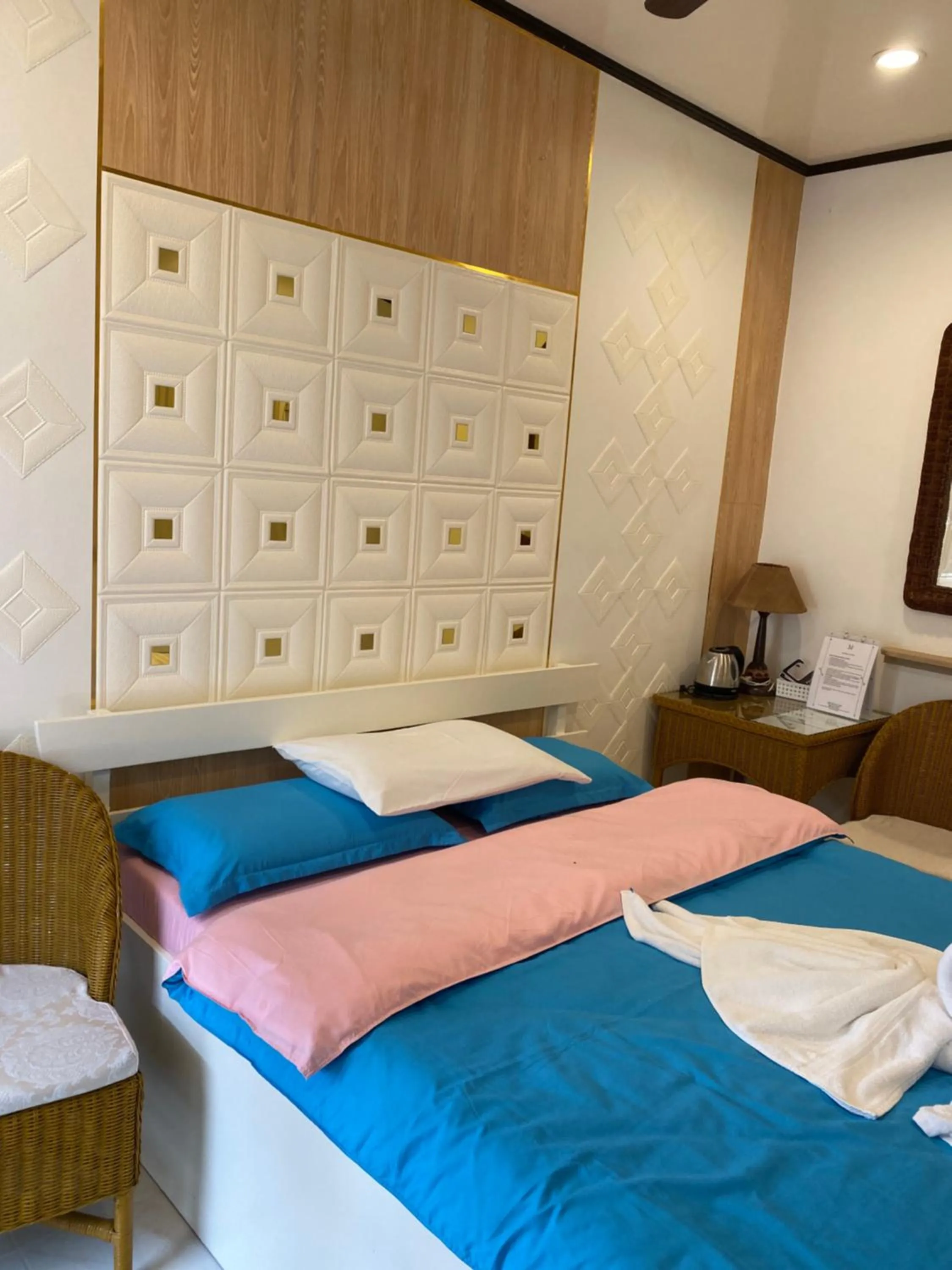 Monallan Boracay Hotel