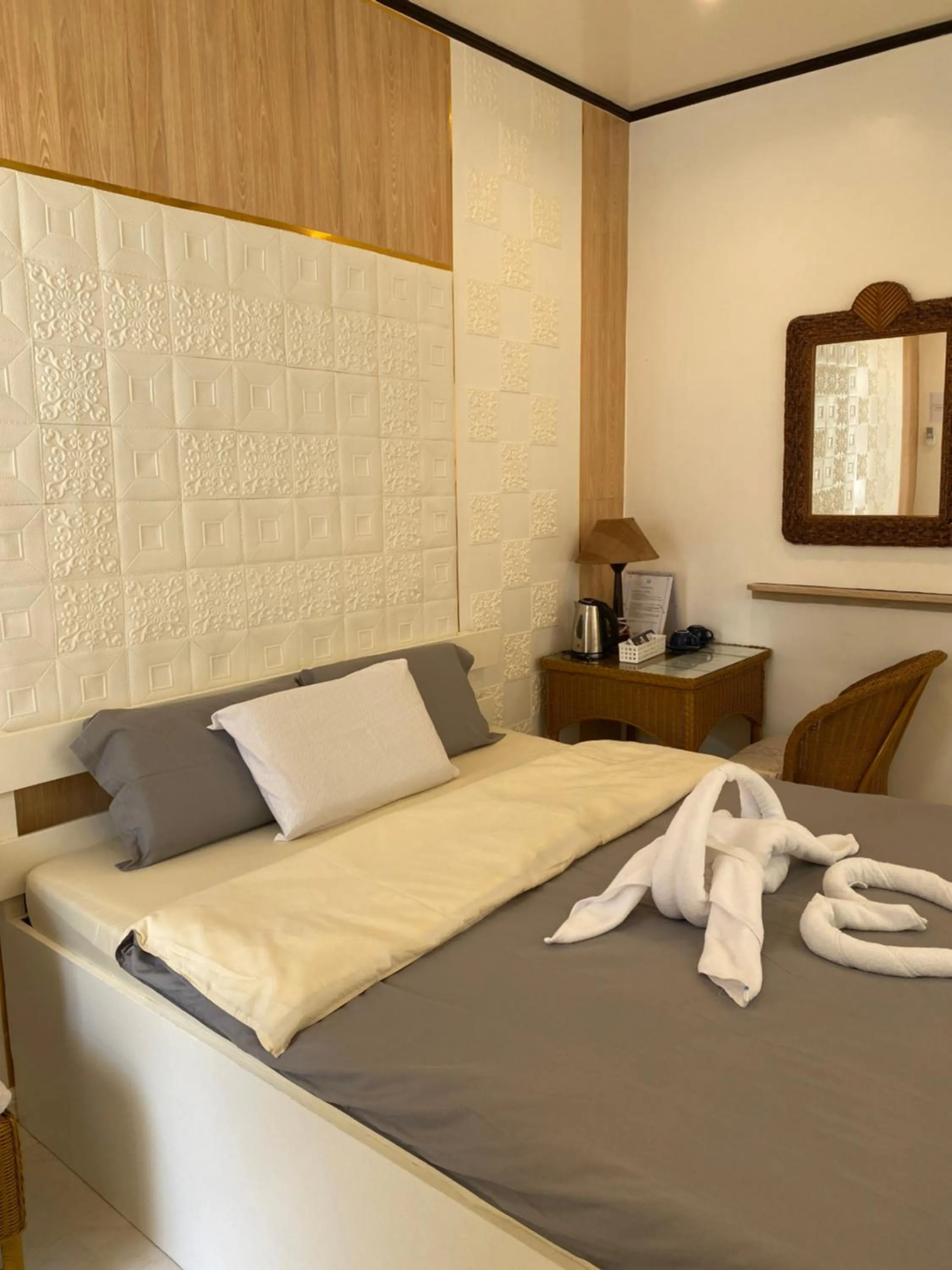 Monallan Boracay Hotel