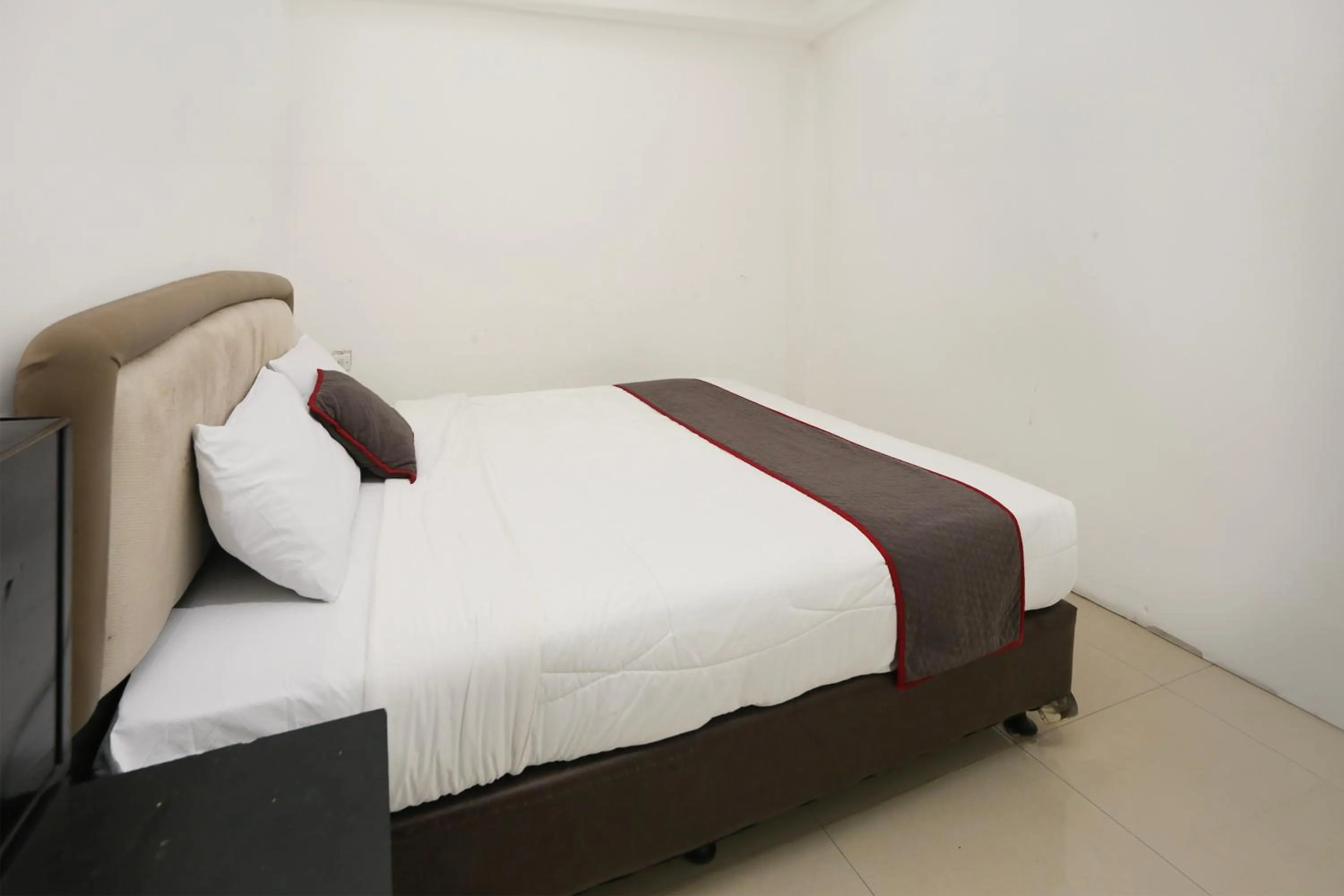 Bedroom in Hotel O Bekasi Near Mall Lippo Cikarang Formerly Hotel Addictk