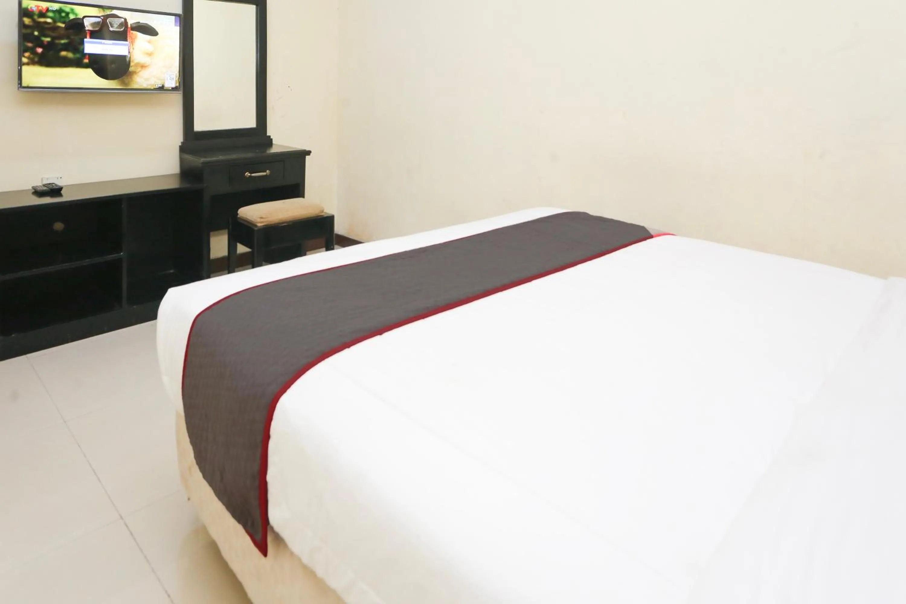 Bedroom in Hotel O Bekasi Near Mall Lippo Cikarang Formerly Hotel Addictk