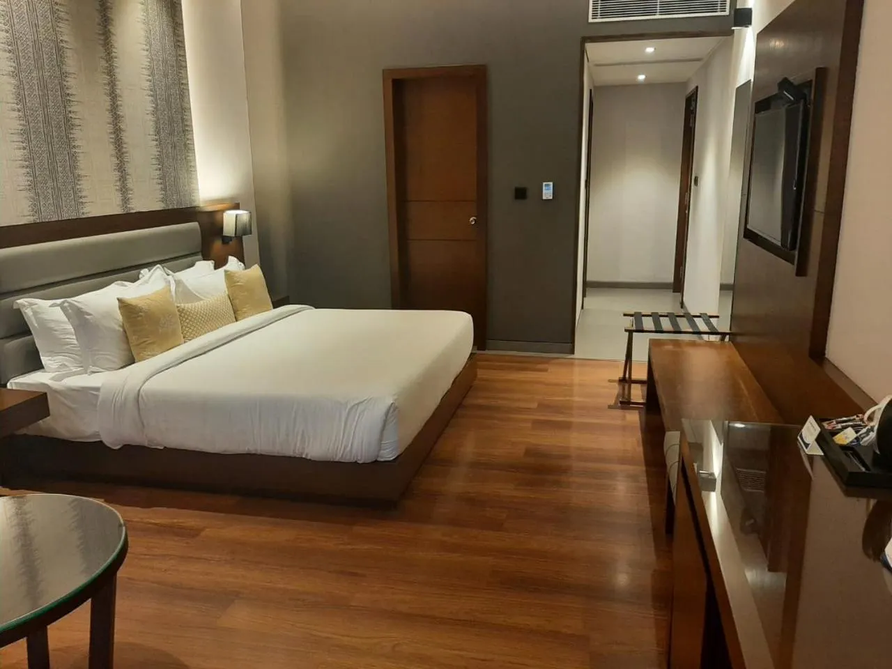 Bedroom, Bed in The Rosefinch Sarovar Portico