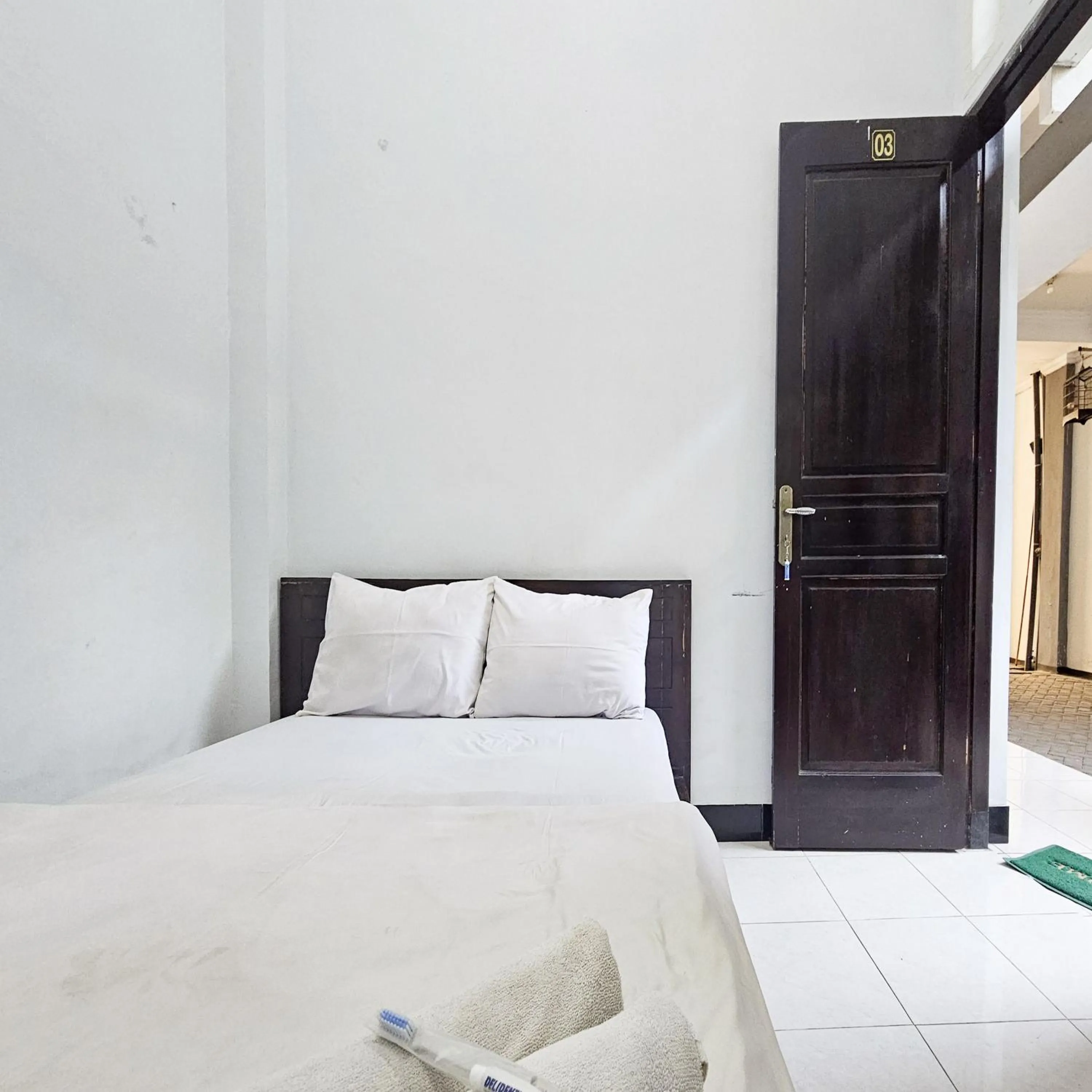 Bedroom, Bed in Ijen Homestay Mojokerto RedPartner