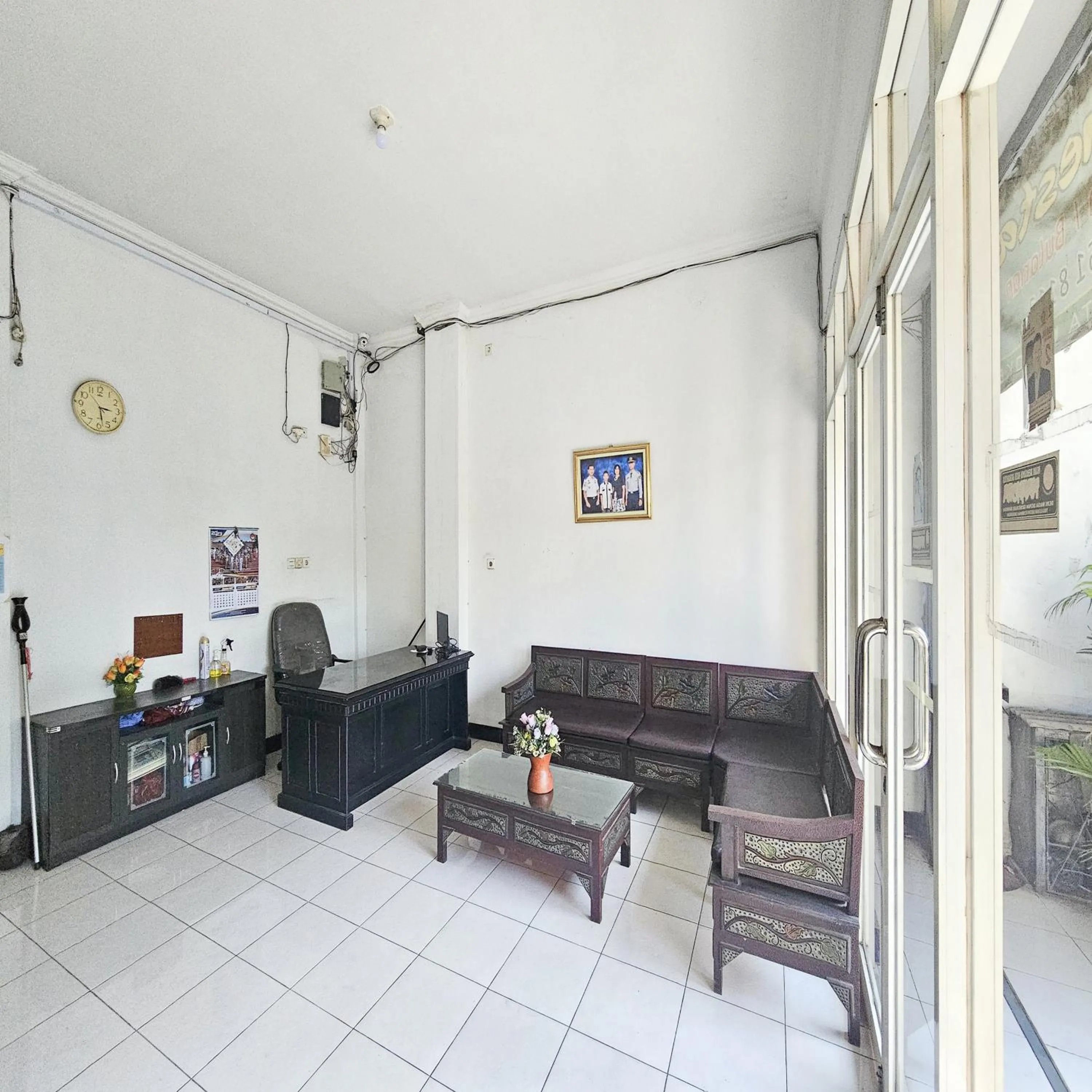 Lobby or reception in Ijen Homestay Mojokerto RedPartner