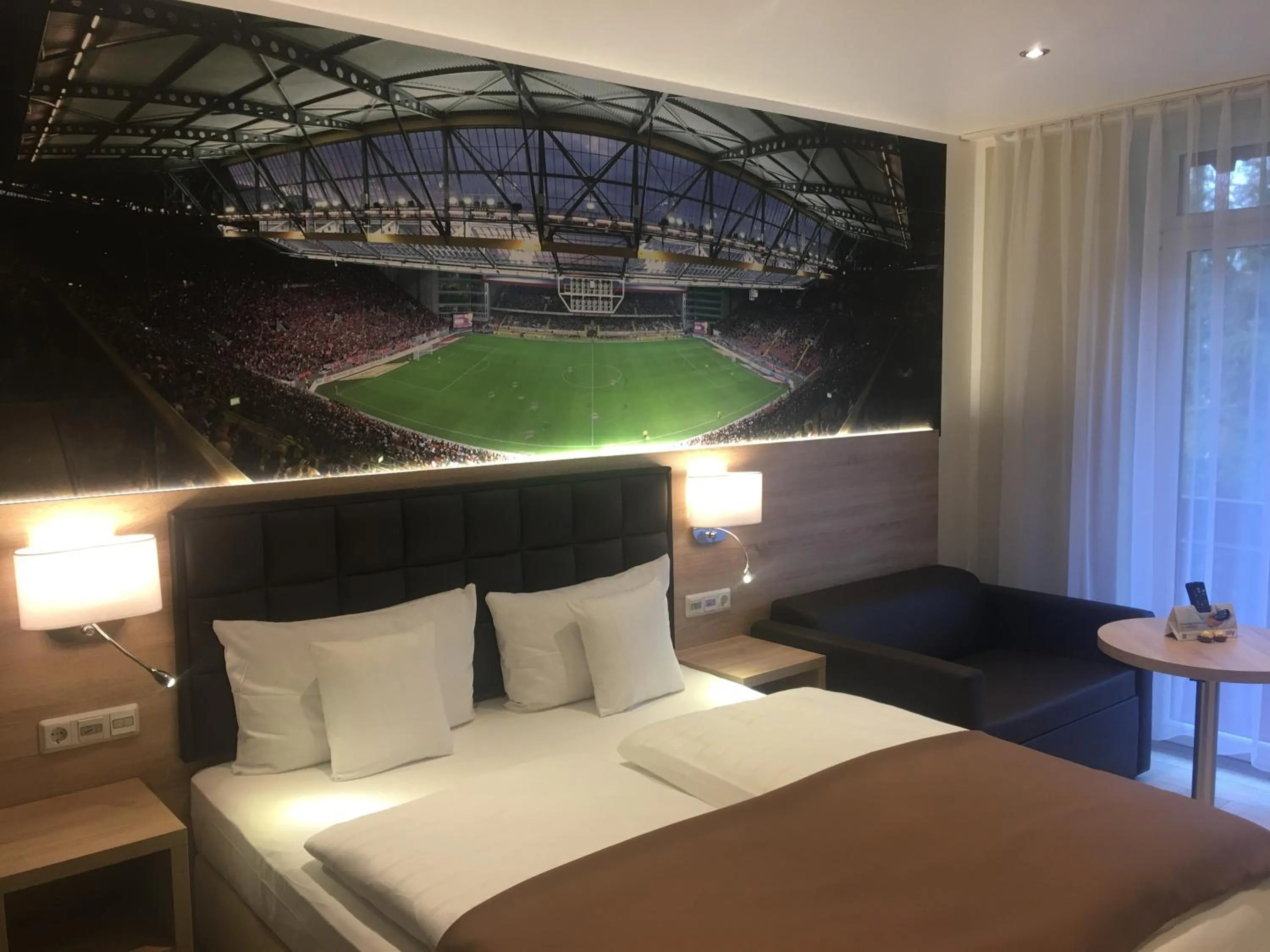 Photo of the whole room, Bed in Hotel-Restaurant Barbarossahof