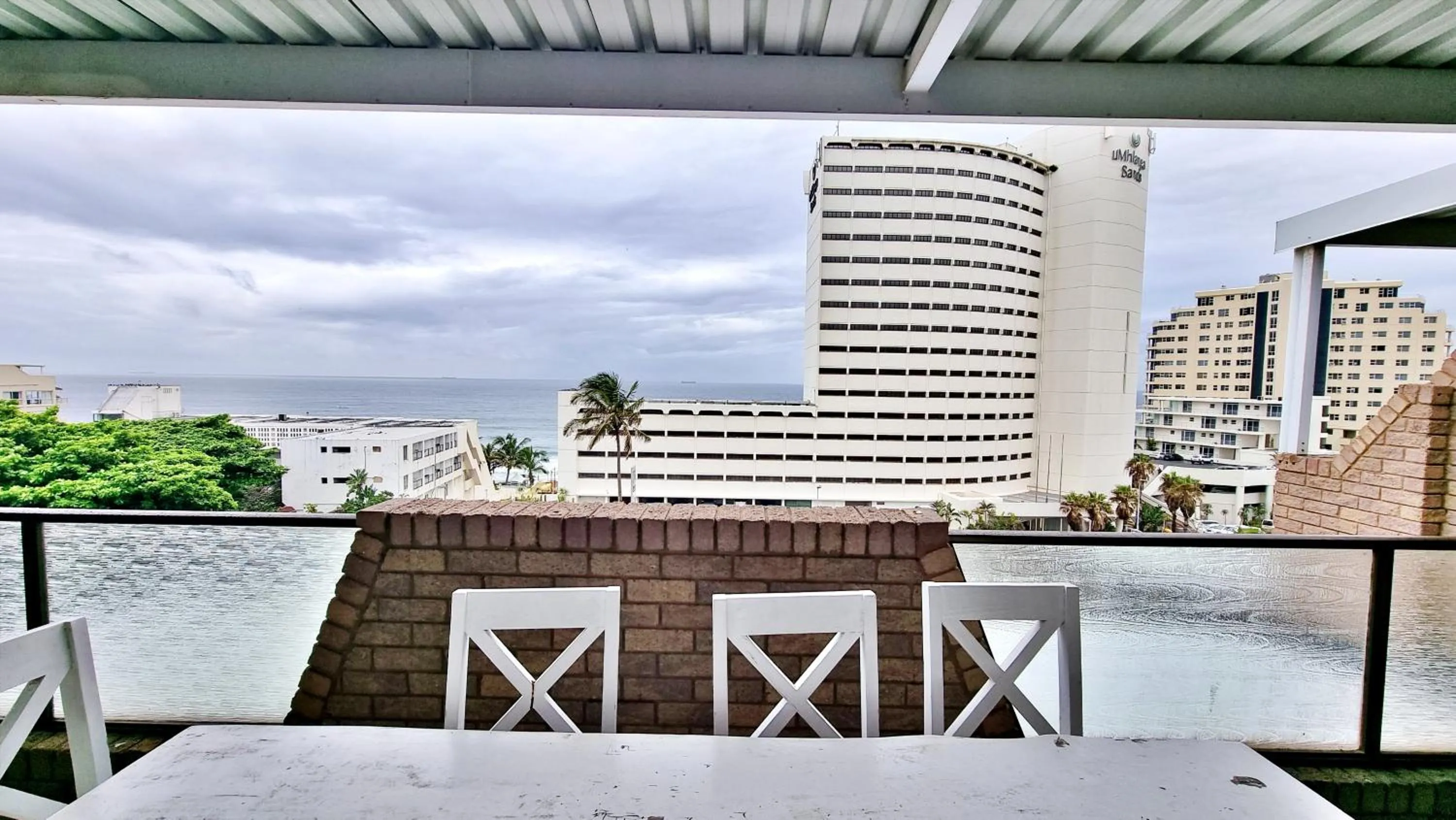 Neighbourhood in Hyde Park