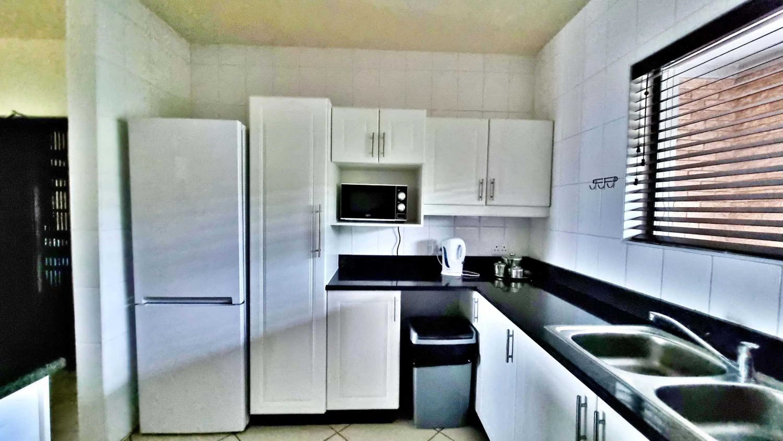 Kitchen or kitchenette in Hyde Park