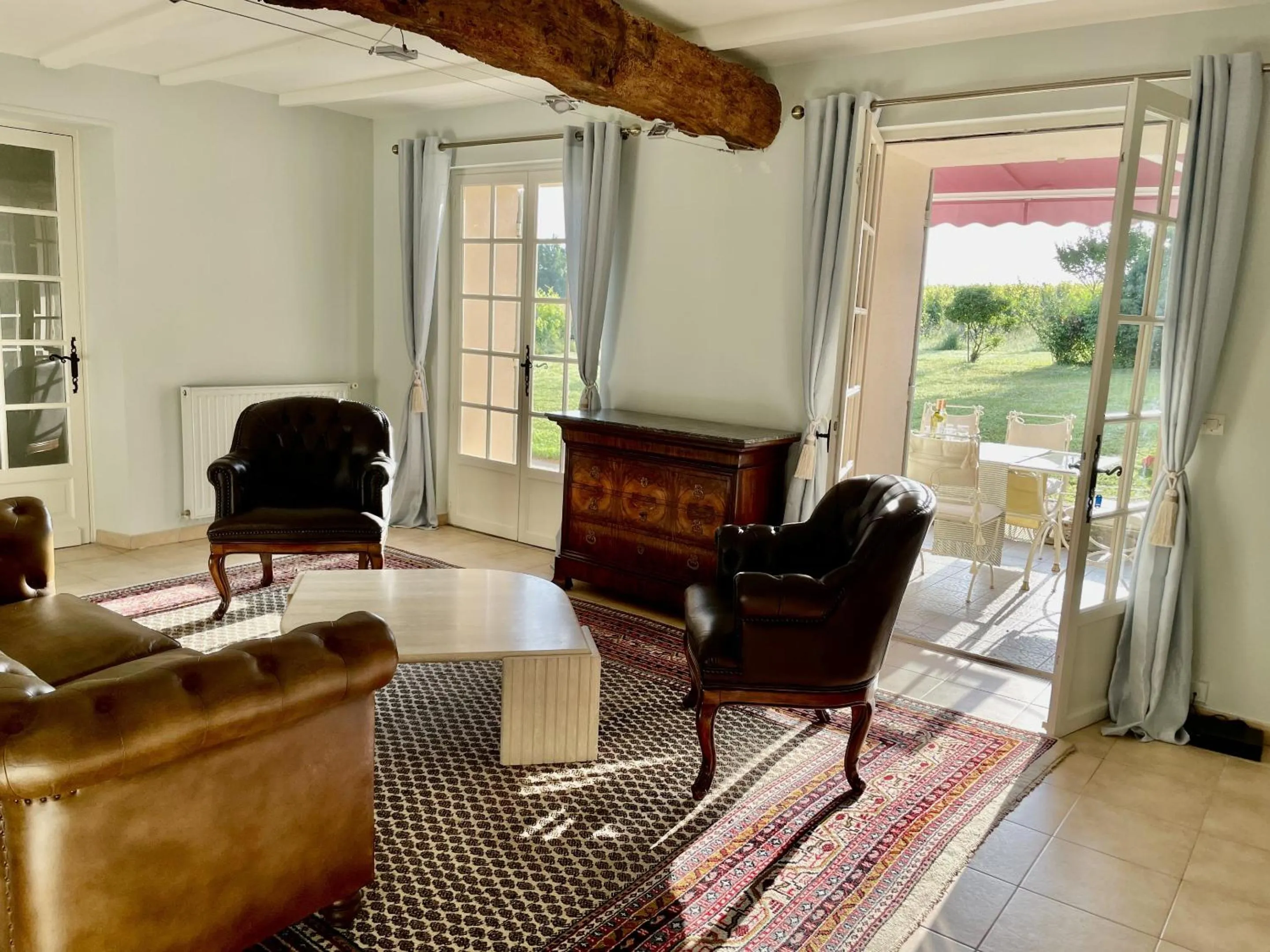 Living room in Chateau Masburel