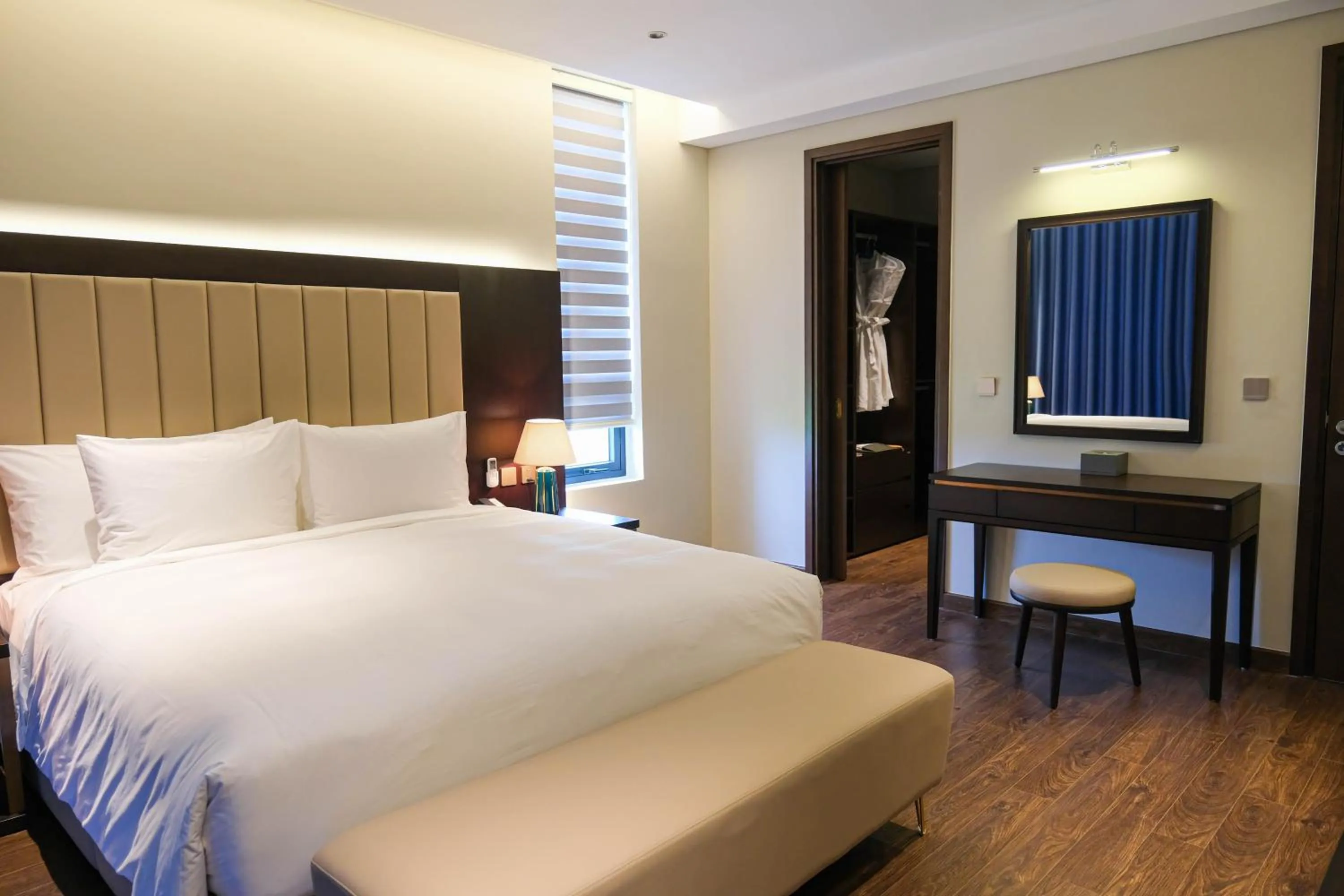 Bed in Wyndham Sky Lake Resort and Villas