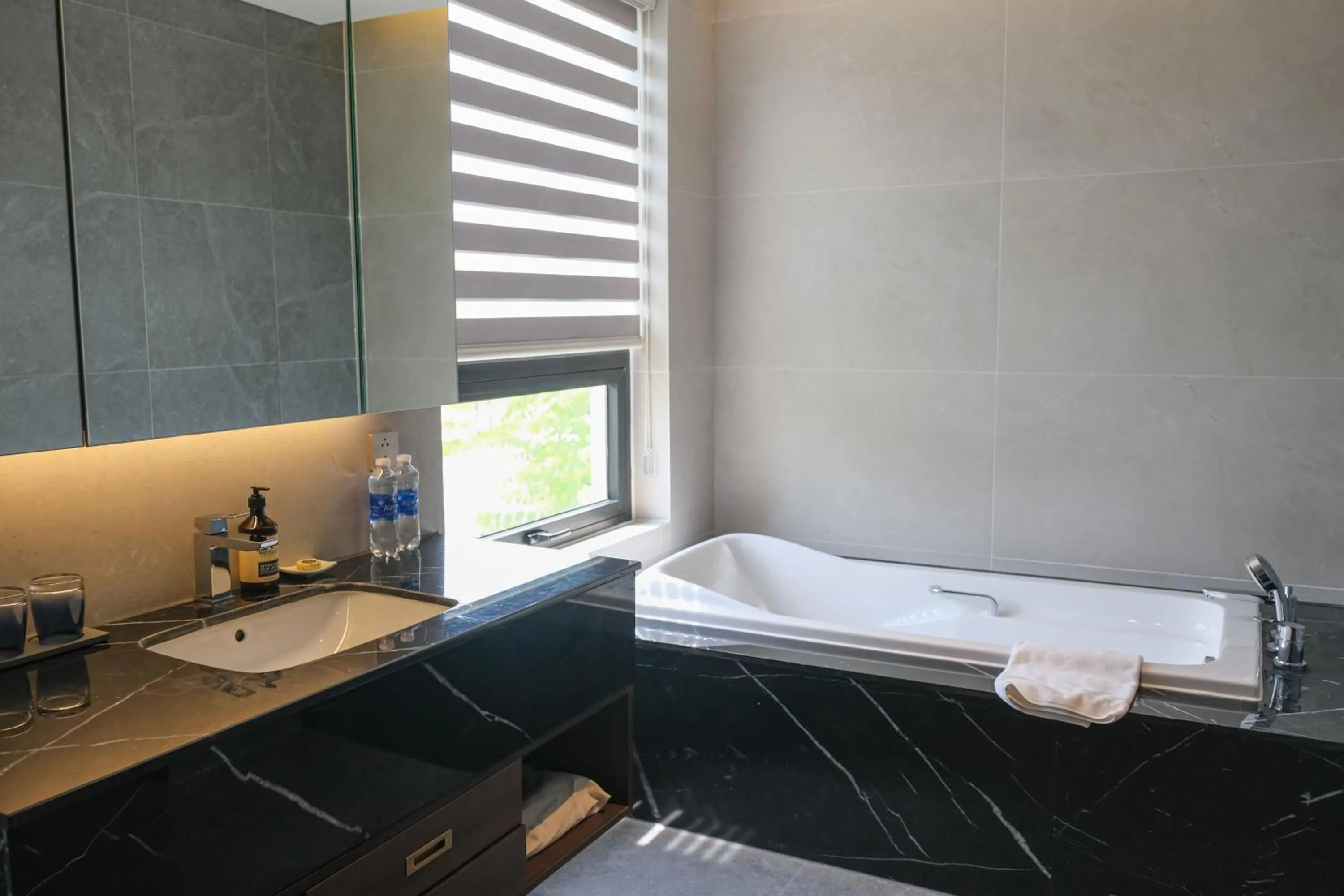 Shower in Wyndham Sky Lake Resort and Villas