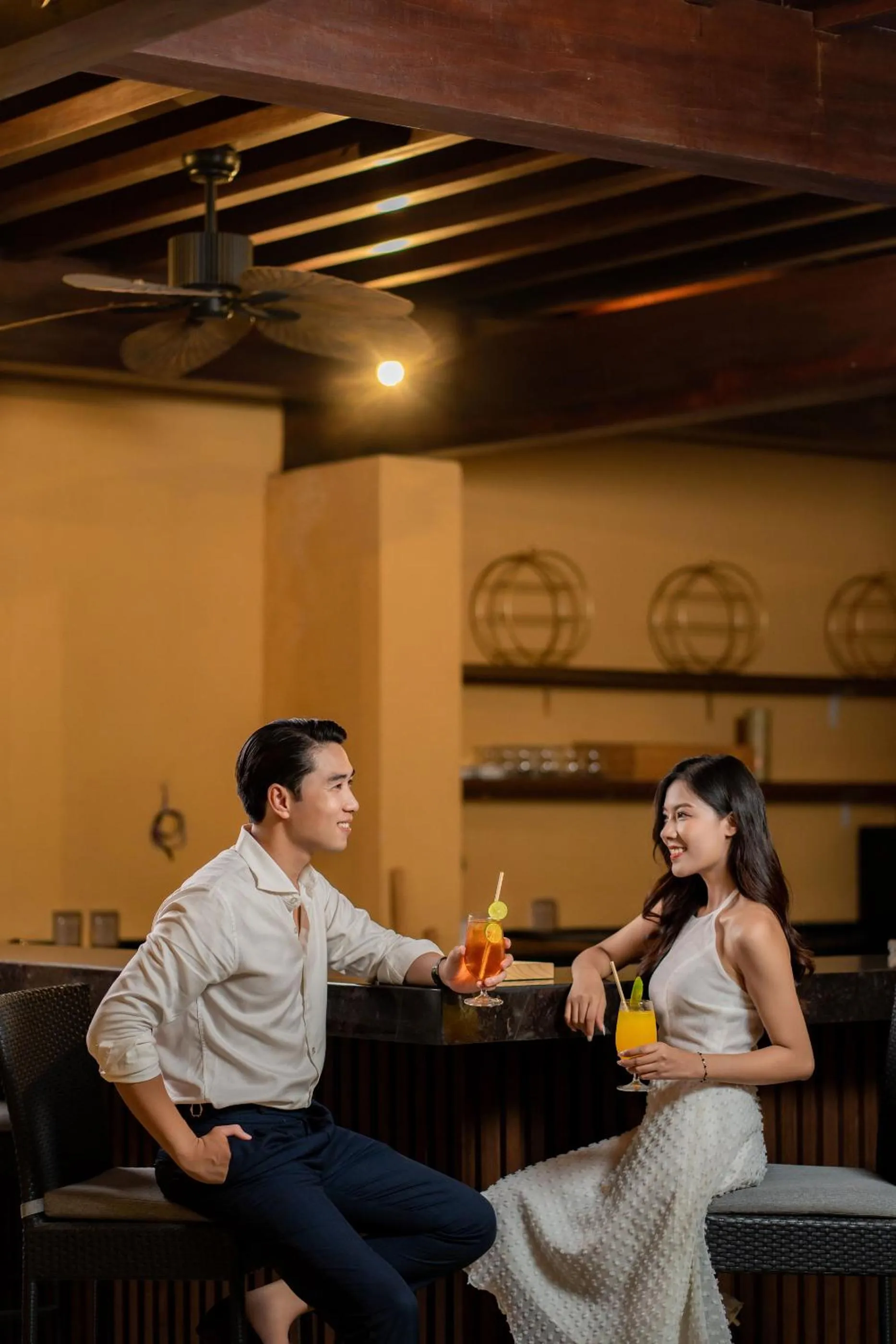 Lounge or bar in Wyndham Sky Lake Resort and Villas