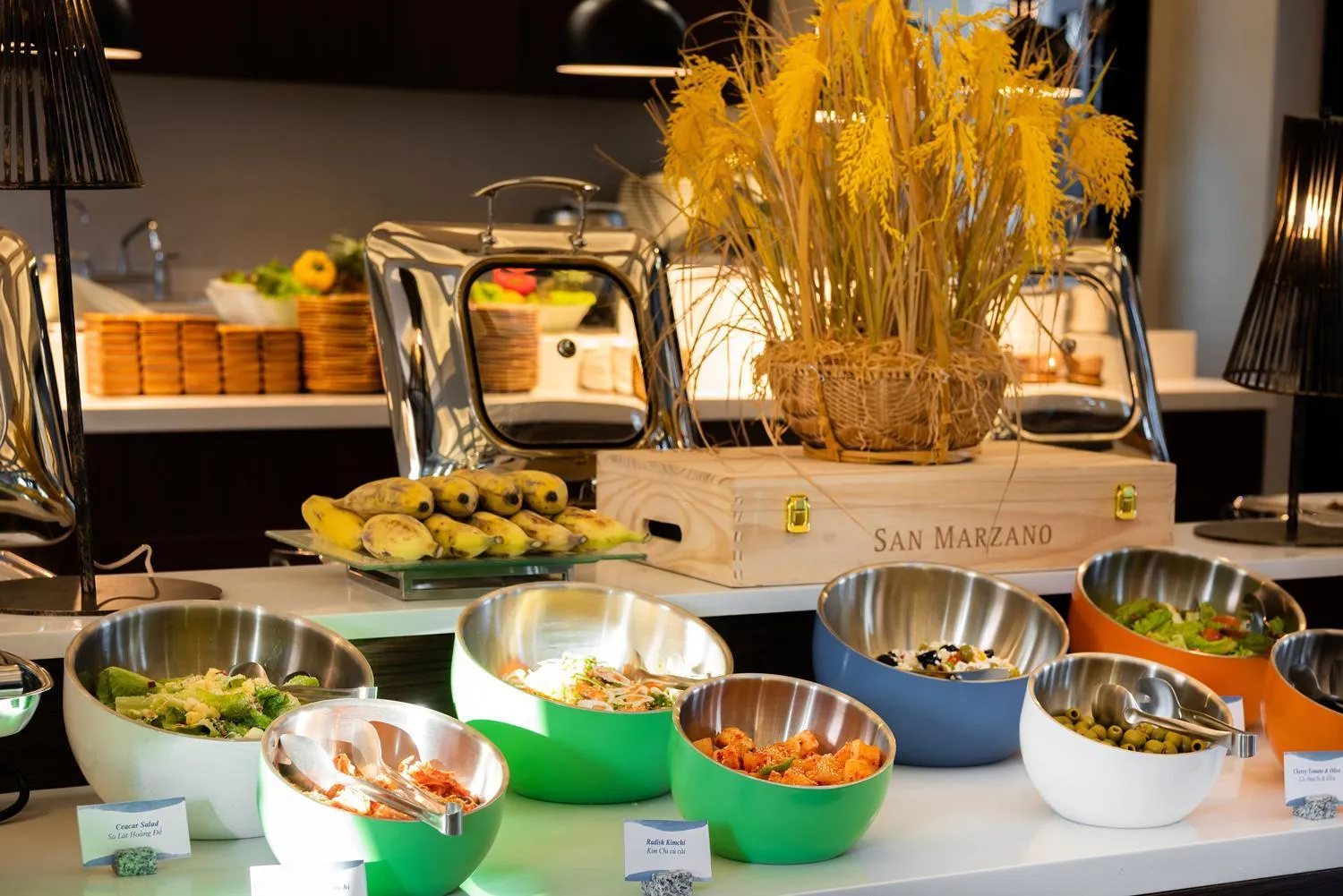 Food and drinks in Wyndham Sky Lake Resort and Villas