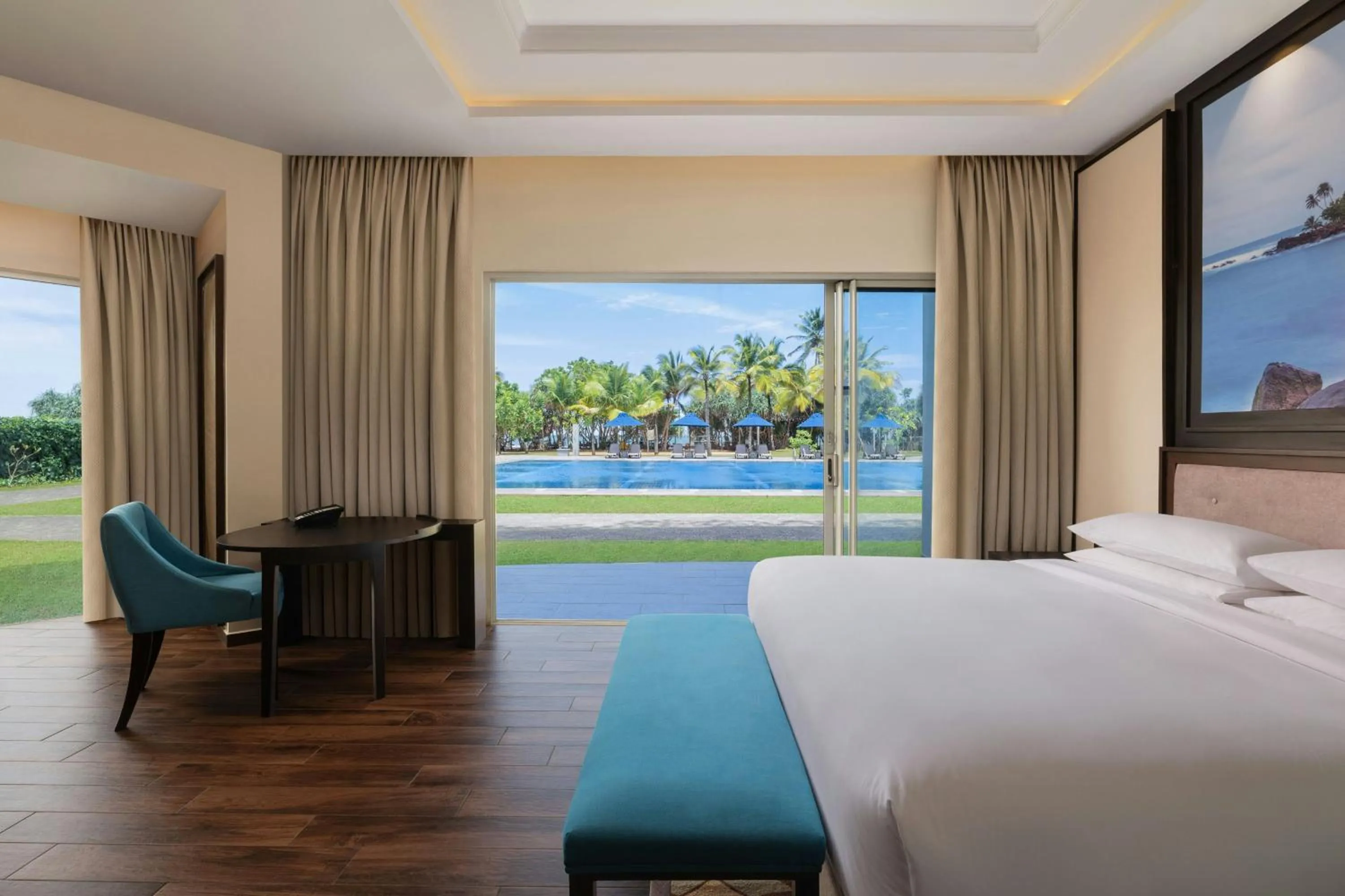 View (from property/room), Bed in Sheraton Kosgoda Turtle Beach Resort