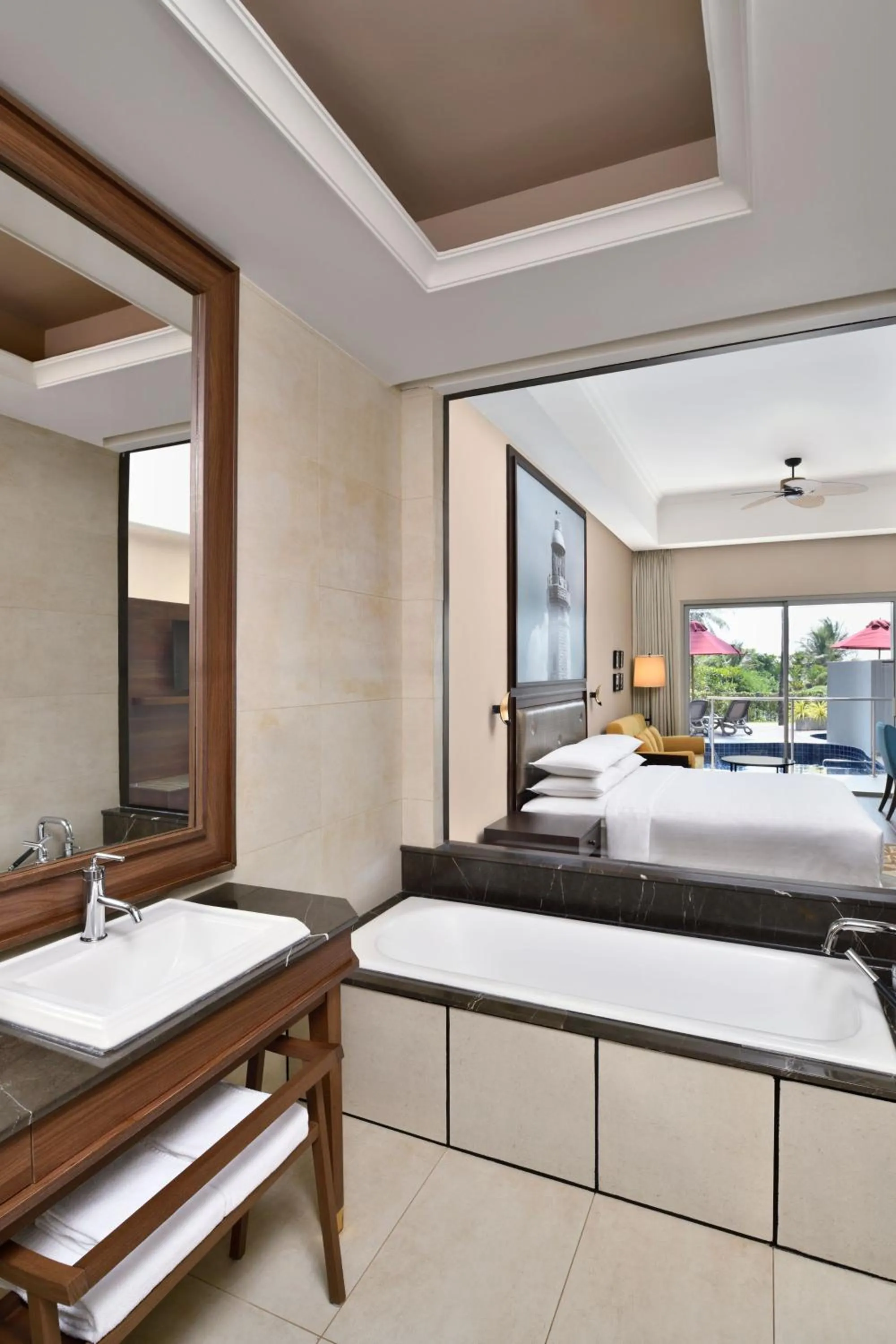Bathroom, Bed in Sheraton Kosgoda Turtle Beach Resort