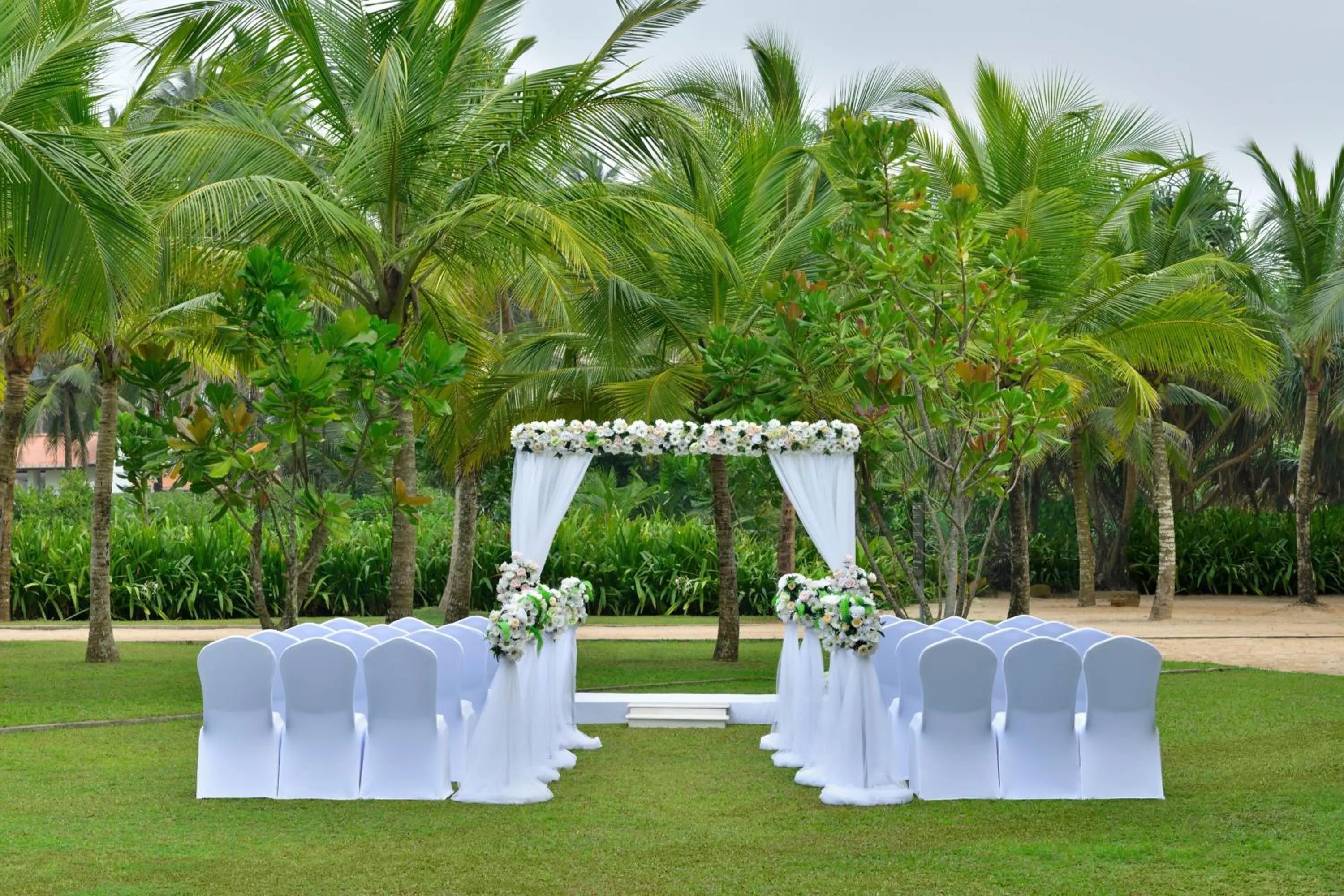 Garden view in Sheraton Kosgoda Turtle Beach Resort